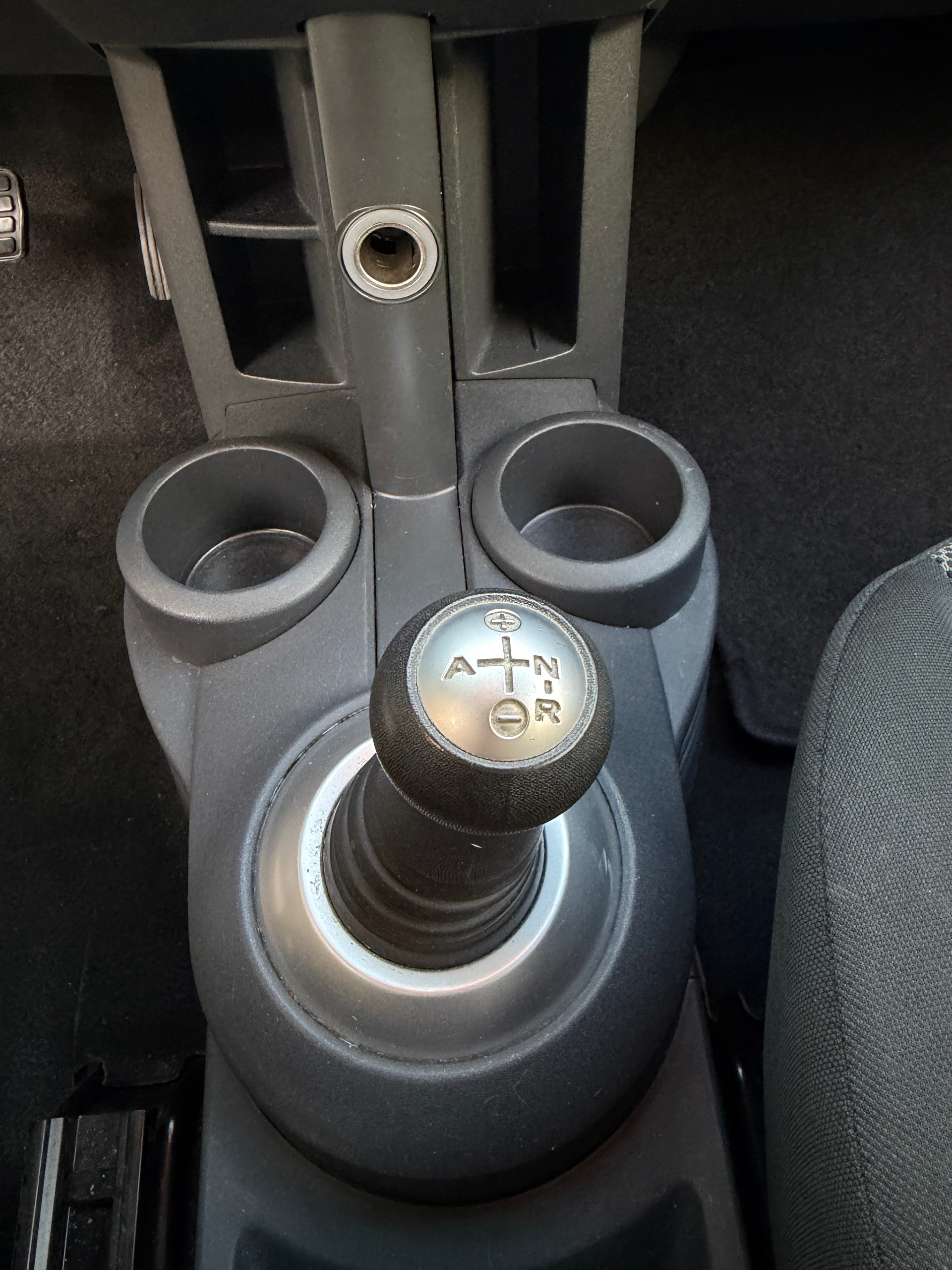 MITSUBISHI Colt 1.3 16V Jubilé (35) Allshift-image-13