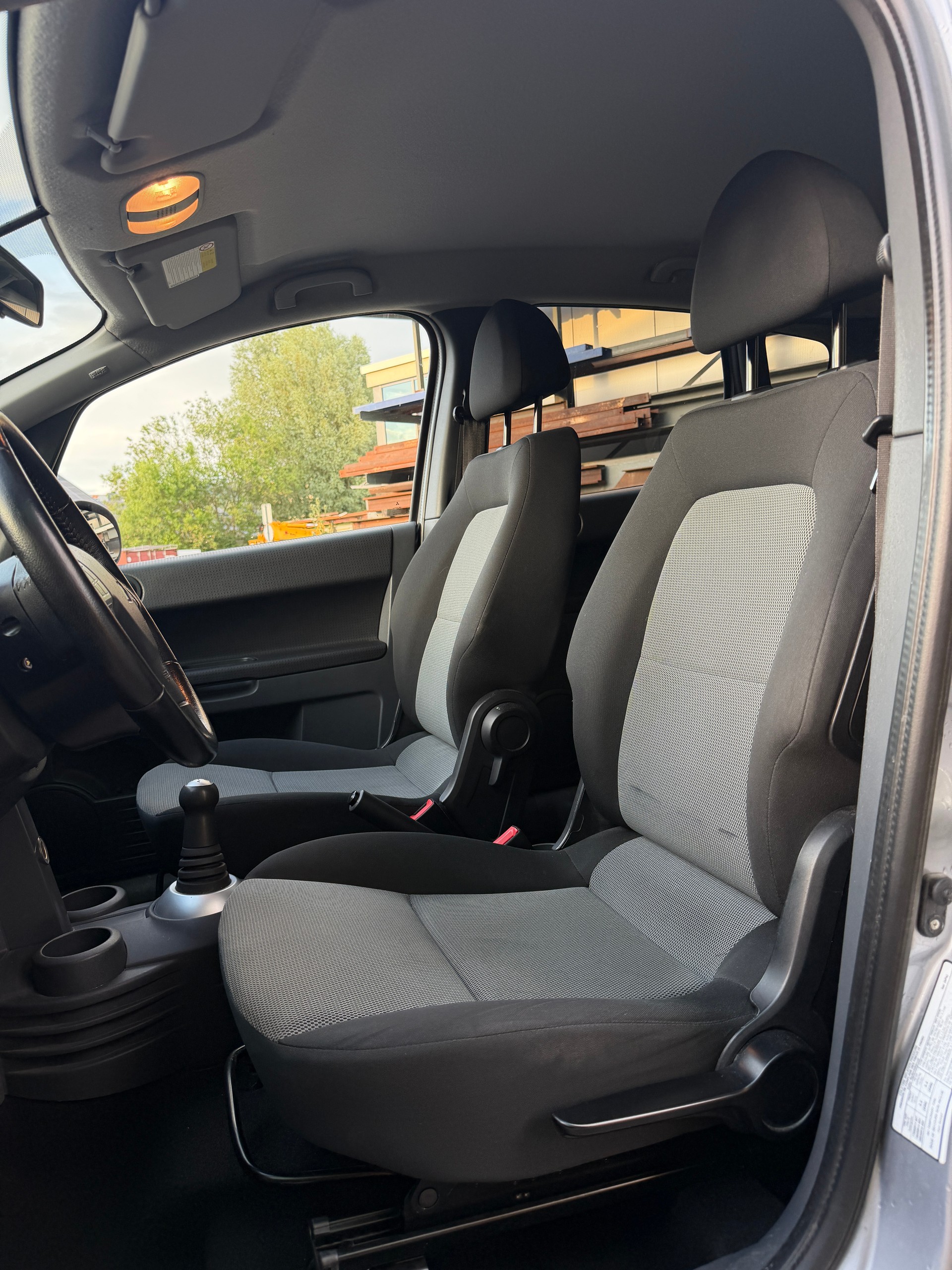 MITSUBISHI Colt 1.3 16V Jubilé (35) Allshift-image-9