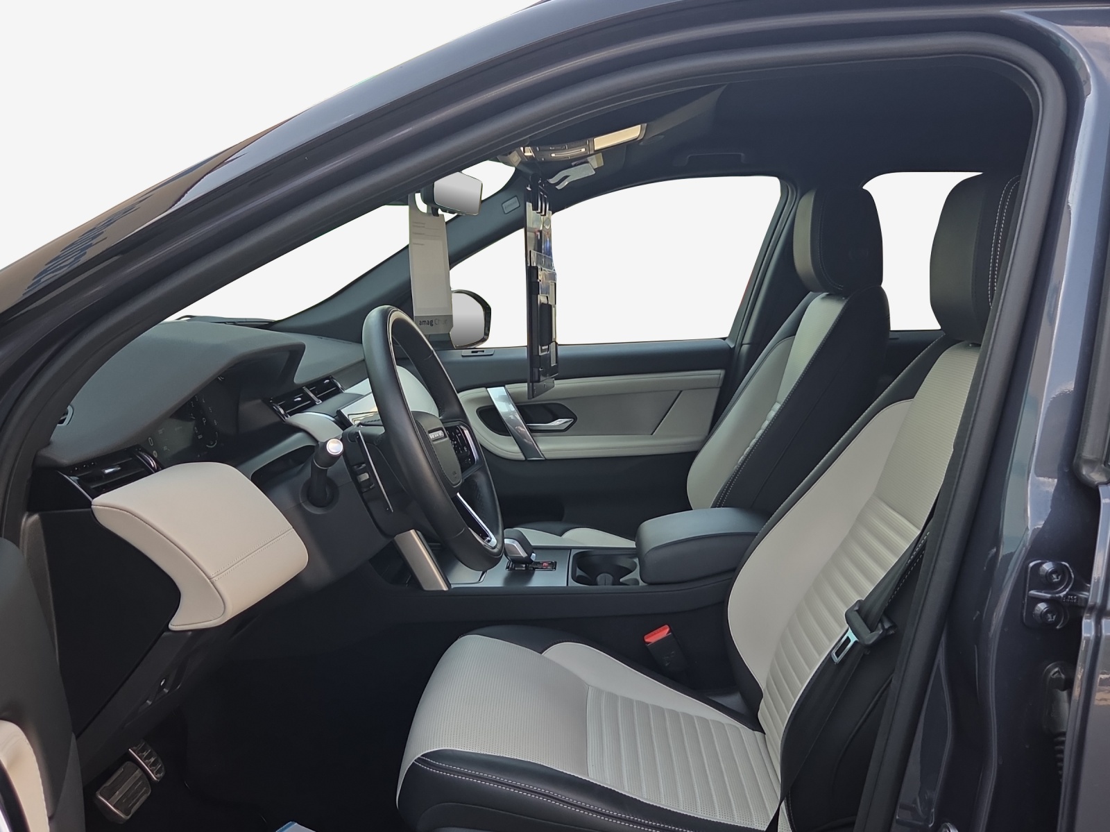 LAND ROVER Discovery Sport P300e 1.5 PHEV SE AT8-image-7