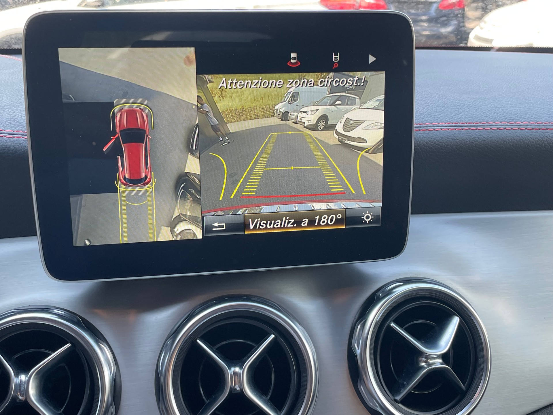 MERCEDES-BENZ GLA 220 AMG Line 4Matic 7G-DCT-image-6