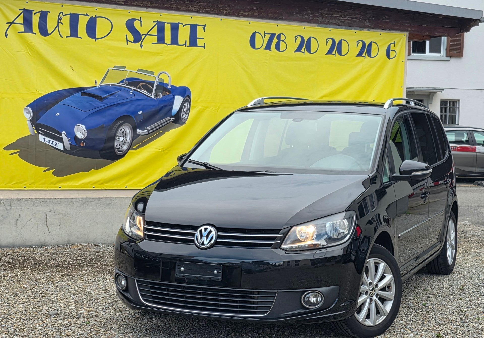 VW Touran 2.0 TDI Highline-image-2