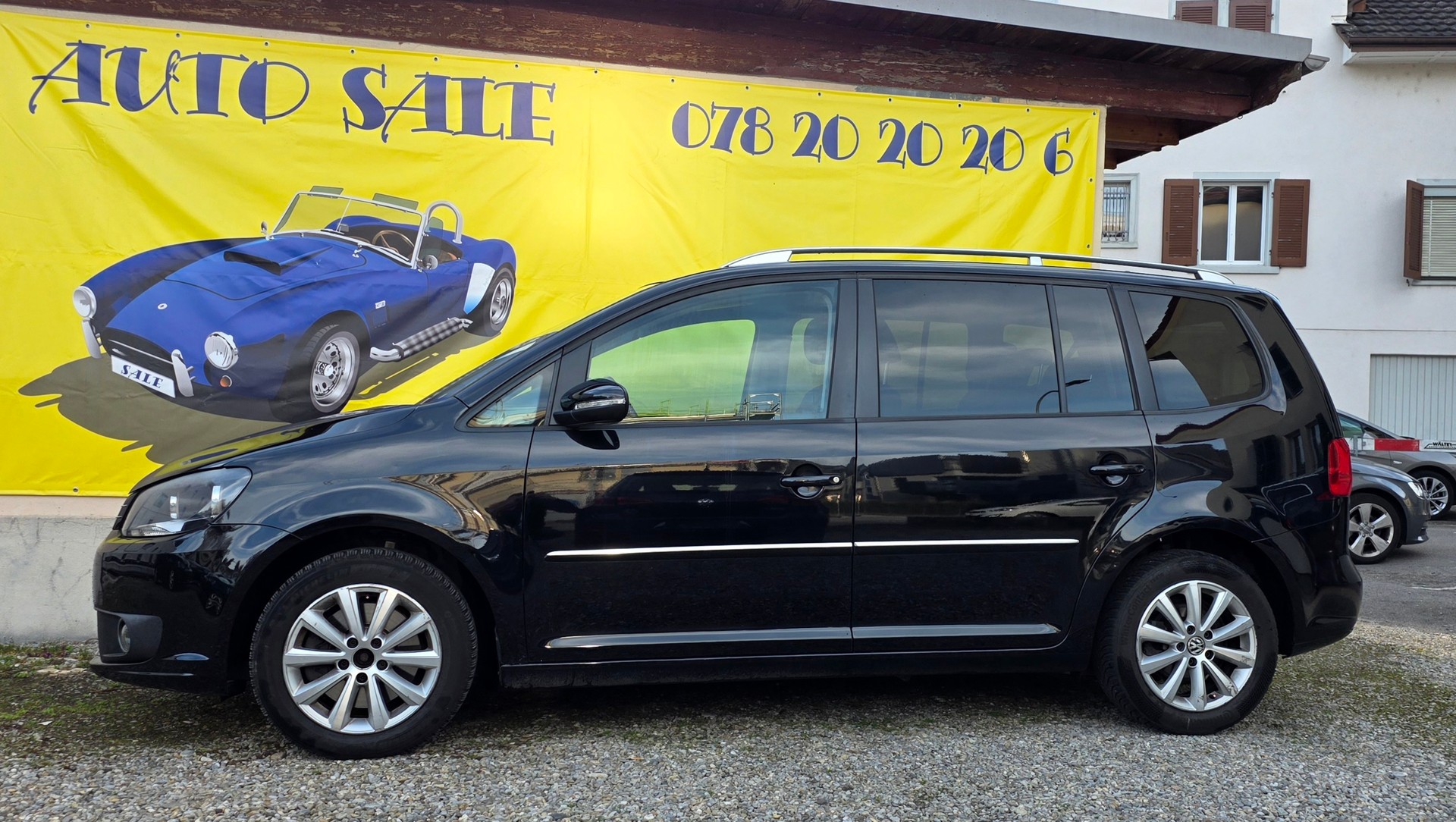 VW Touran 2.0 TDI Highline-image-2