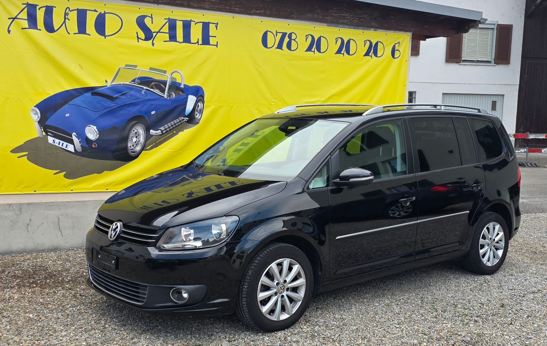 VW Touran 2.0 TDI Highline-image-1