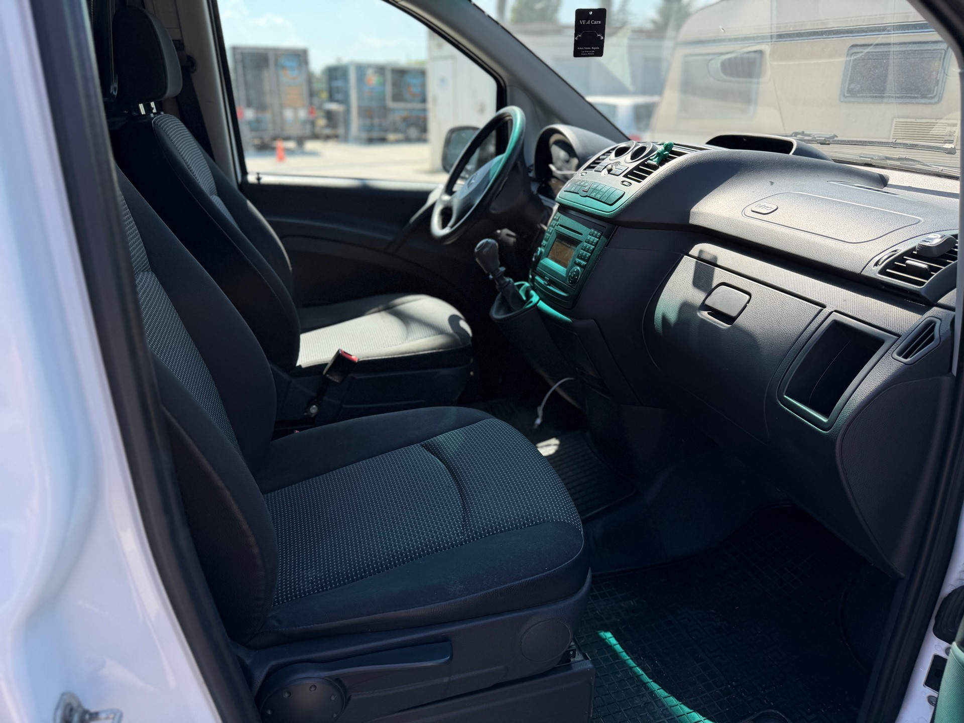 MERCEDES-BENZ Vito 113 CDI Mixto L-image-9