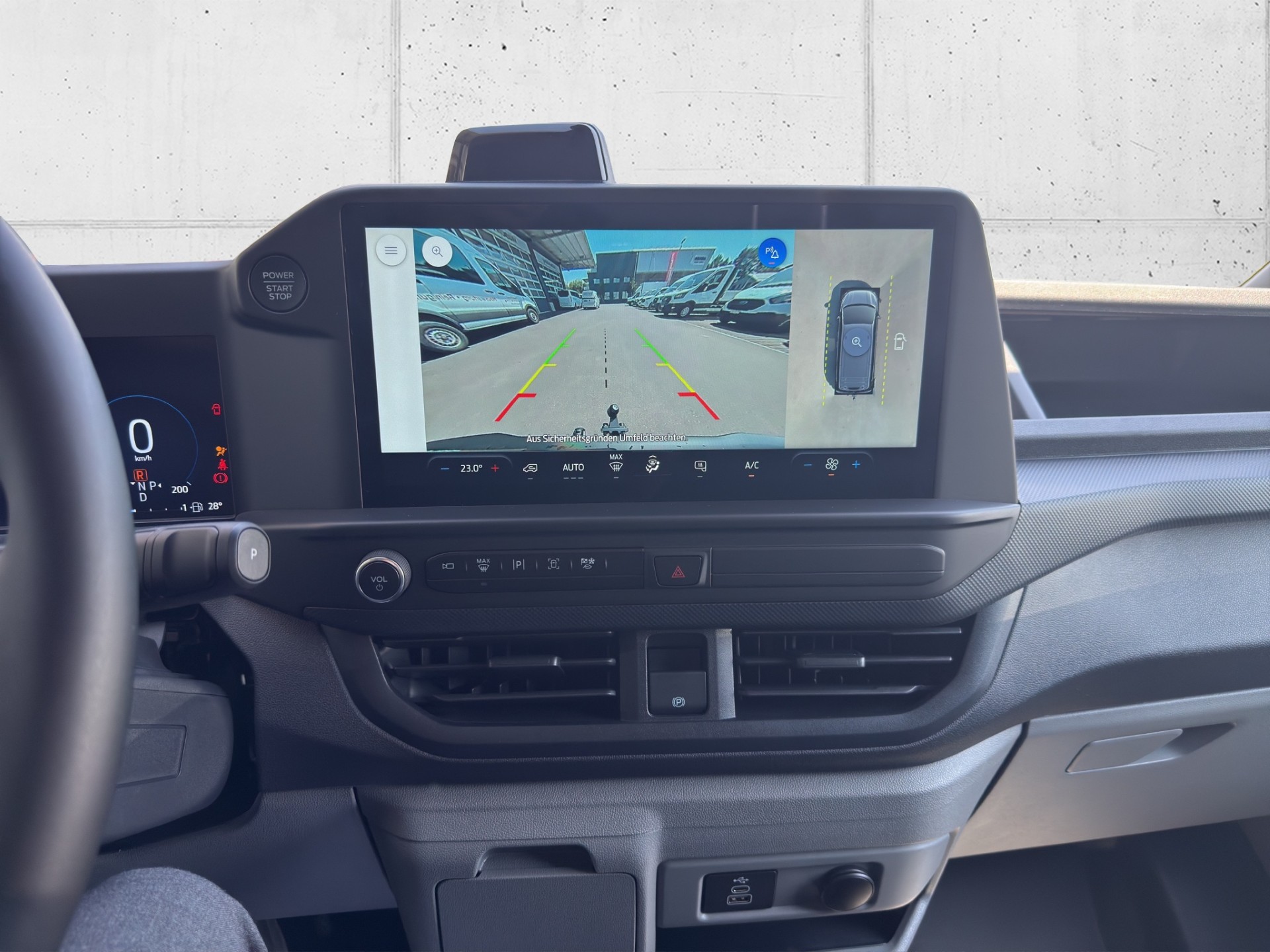 FORD Transit C Van 320 L1 2.5 Duratec 233 Trend PHEV-image-10