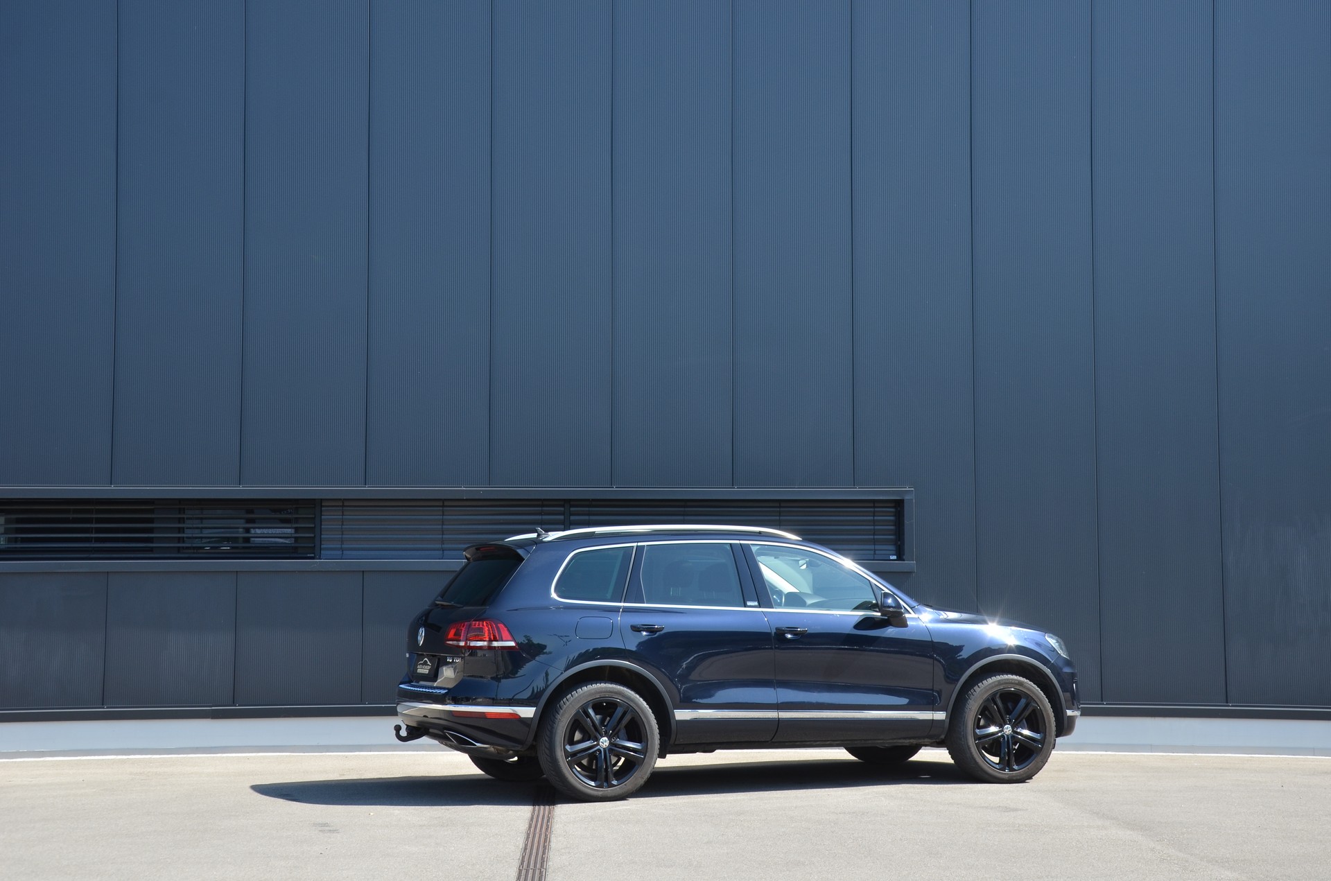 VW Touareg 3.0 TDI BlueMotion Technology Tiptronic-image-3