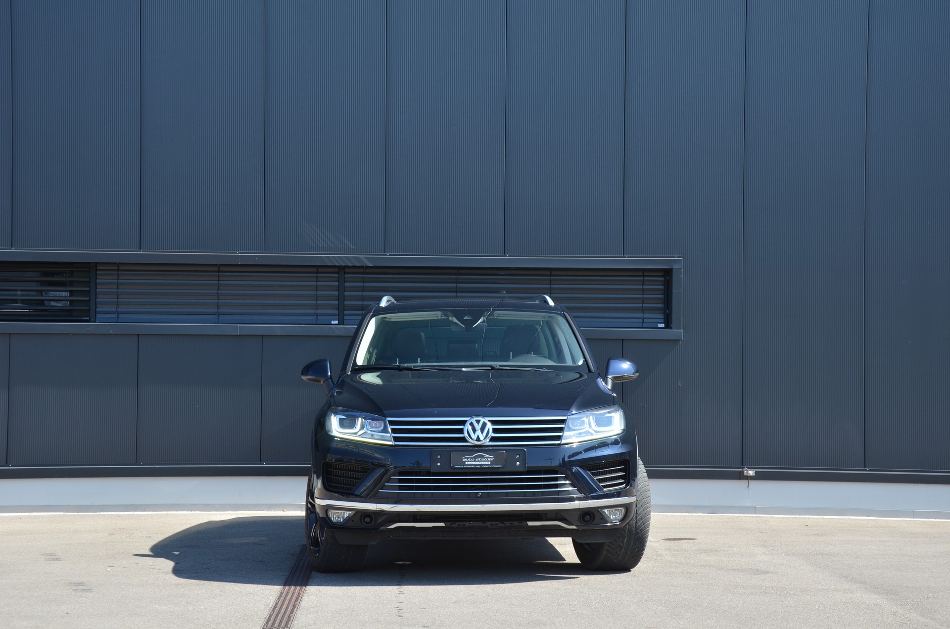 VW Touareg 3.0 TDI BlueMotion Technology Tiptronic-image-5