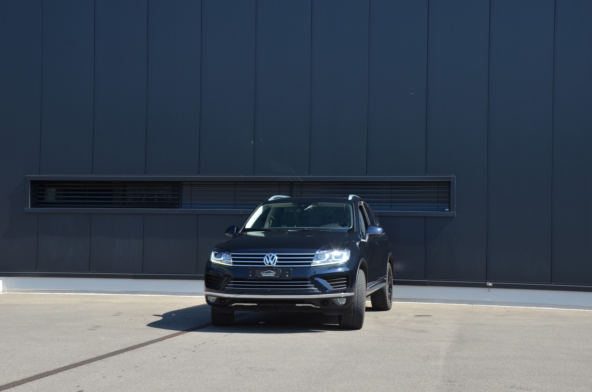 VW Touareg 3.0 TDI BlueMotion Technology Tiptronic-image-4