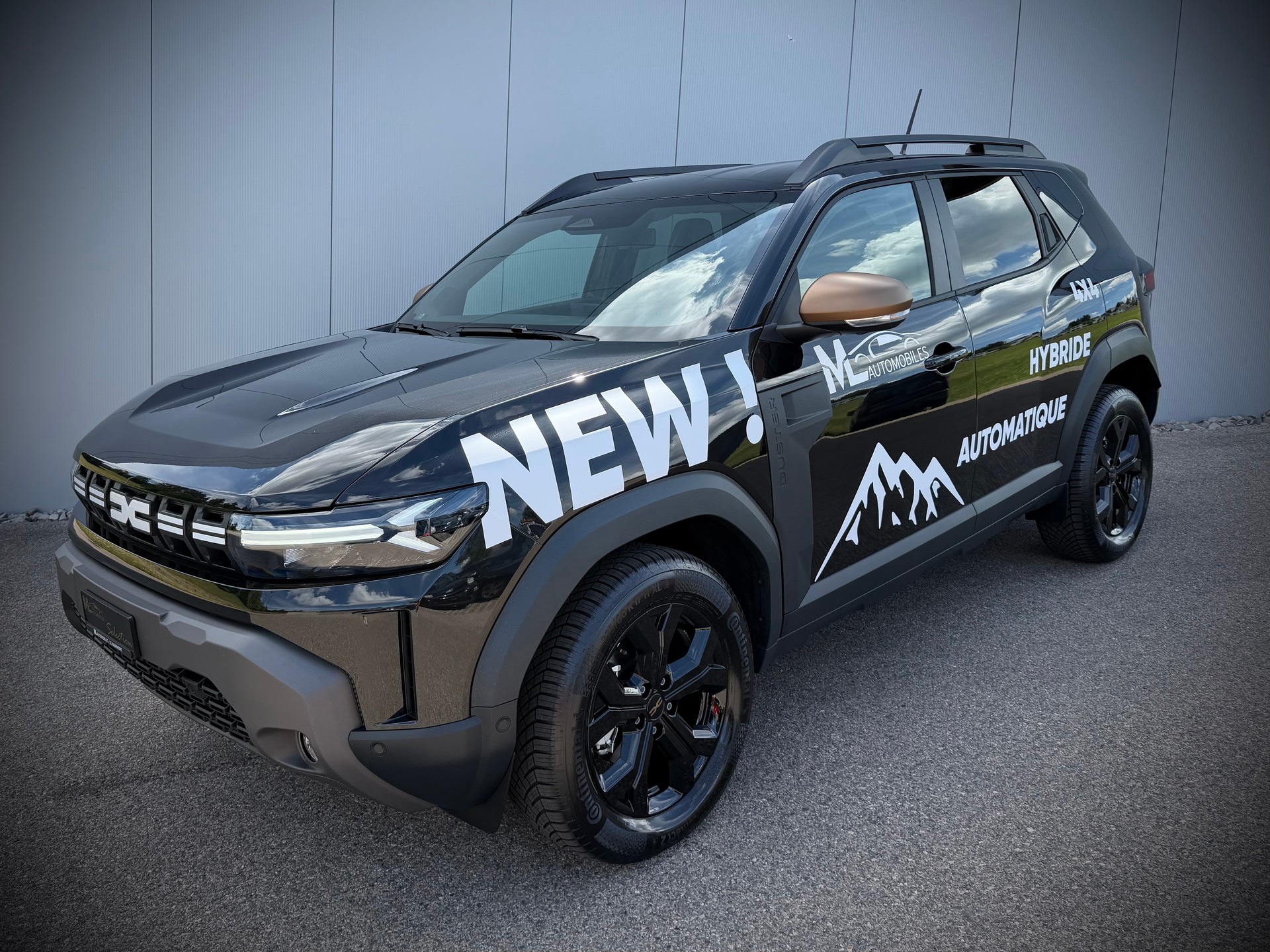 DACIA Duster TCe 150 48V Extreme 4x4-showroom-element-1
