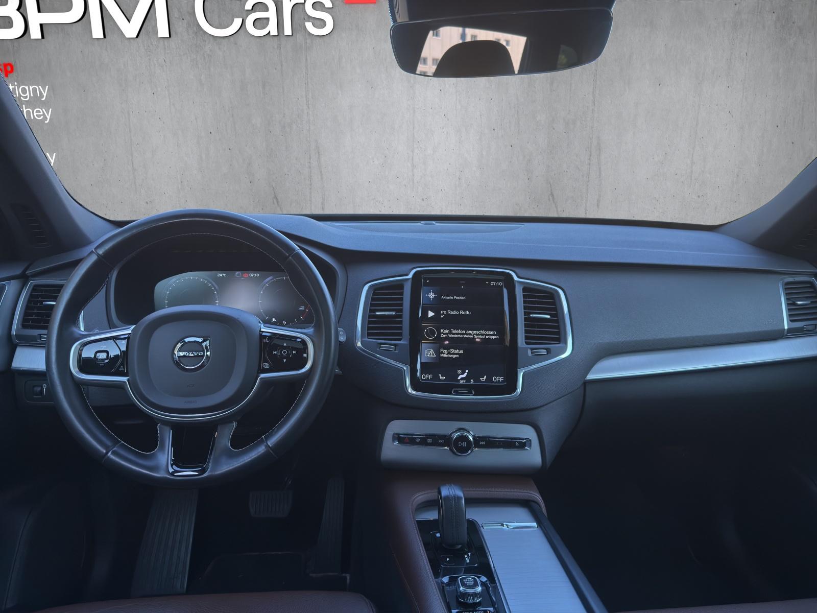 VOLVO XC90 B5 Diesel Mild Hybrid AWD Momentum Geartronic-image-9