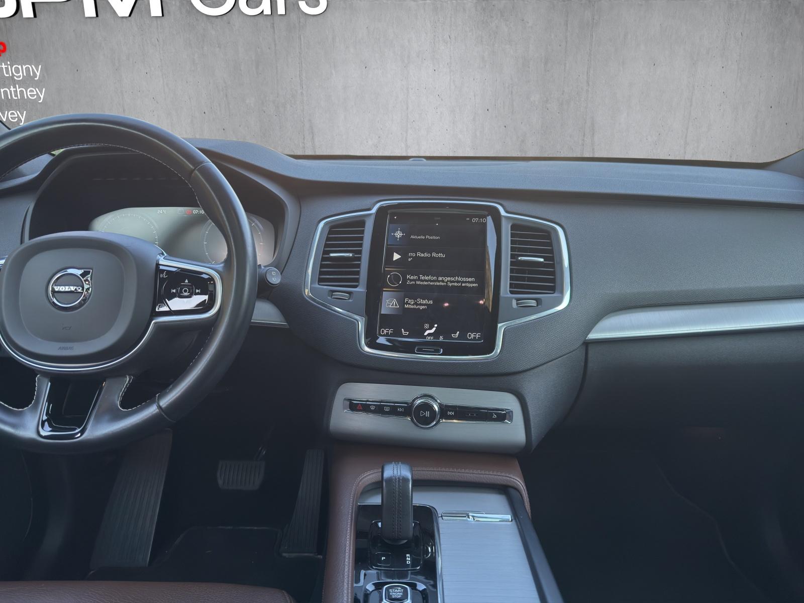 VOLVO XC90 B5 Diesel Mild Hybrid AWD Momentum Geartronic-image-10