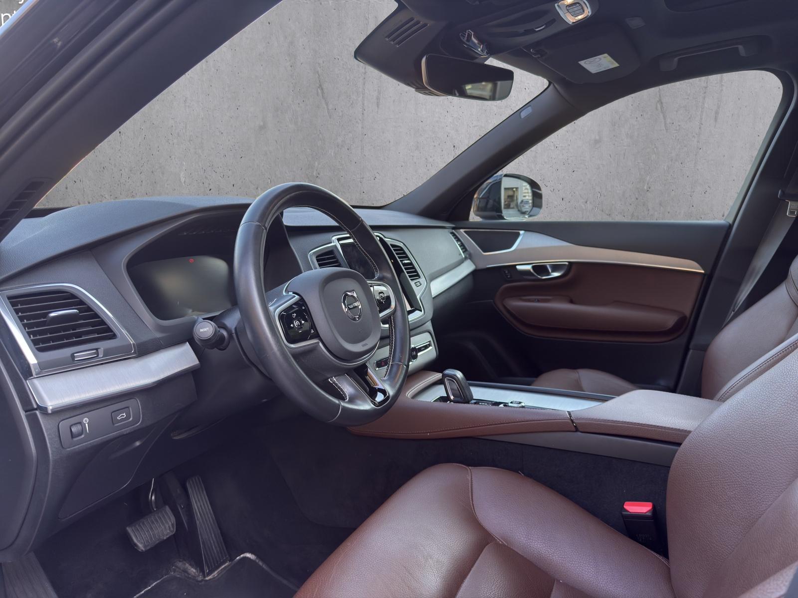 VOLVO XC90 B5 Diesel Mild Hybrid AWD Momentum Geartronic-image-8