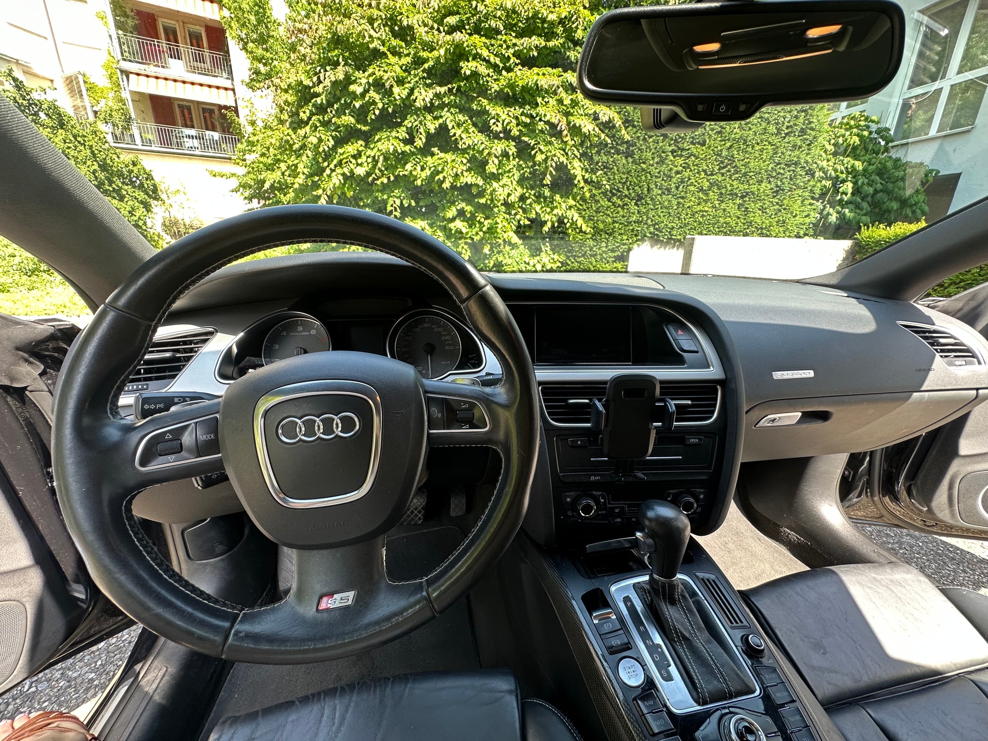 AUDI 3.0 V6 TFSI quattro S-Tronic-image-1