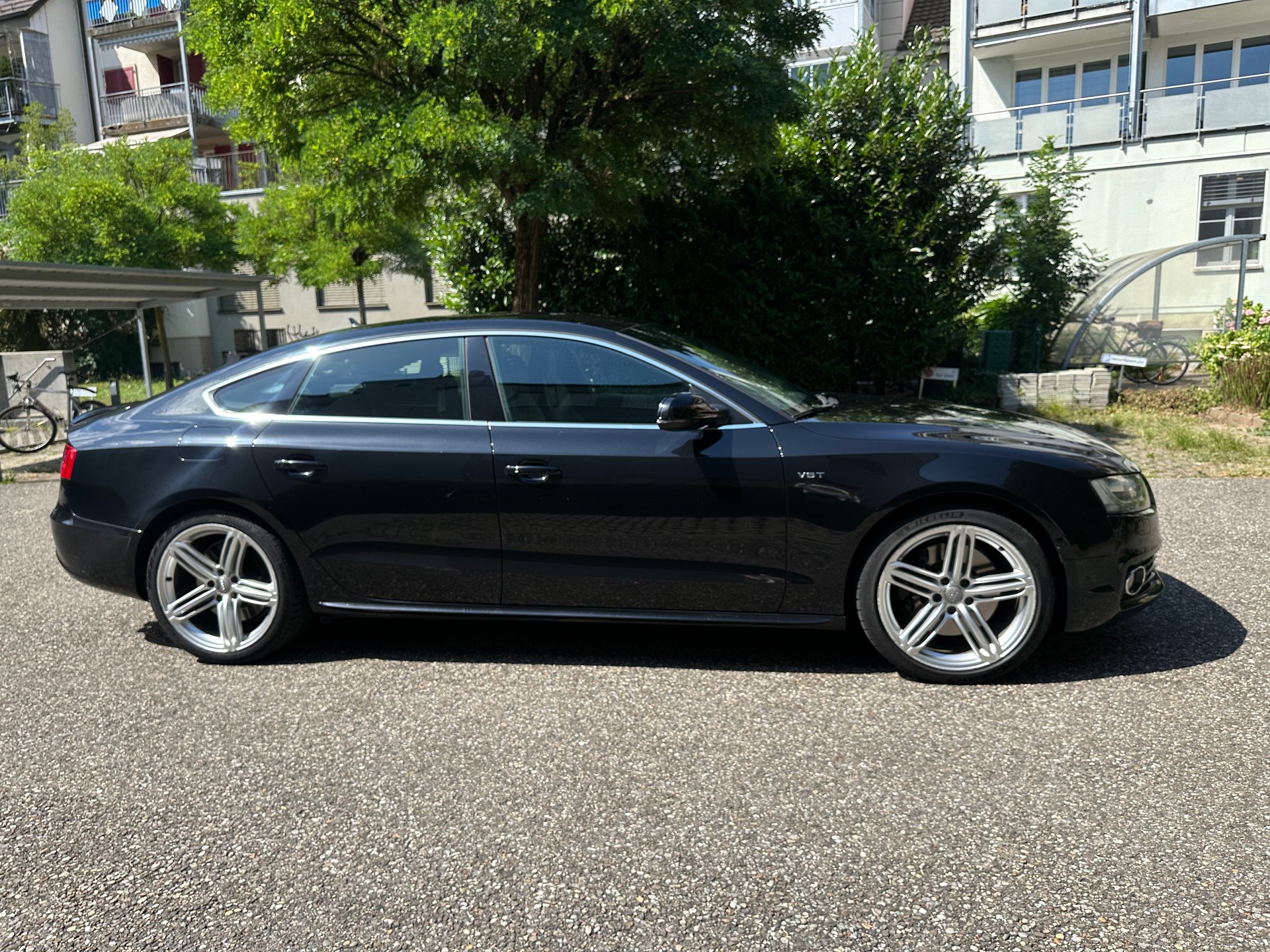 AUDI 3.0 V6 TFSI quattro S-Tronic-image-3