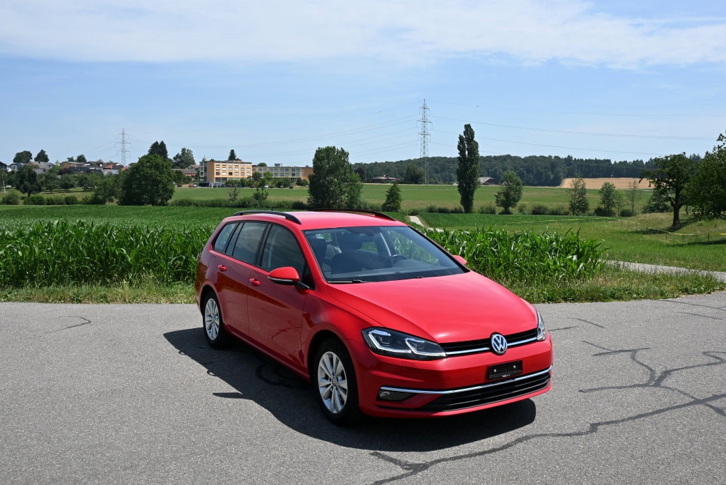 VW Golf Variant 2.0 TDI Comfortline DSG-image-1