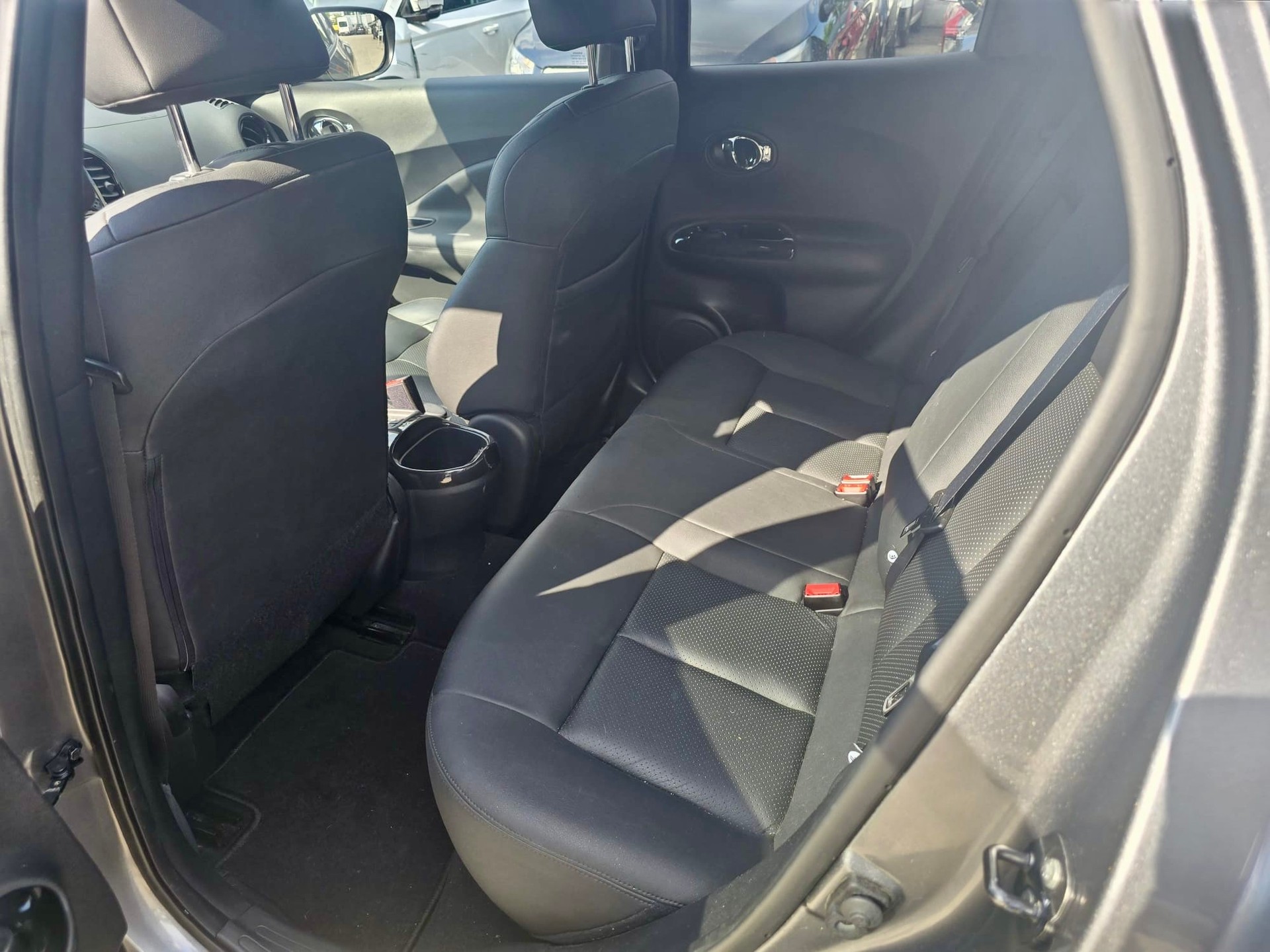 NISSAN Juke 1.6 DIG-T N-Connecta 4x4 Xtronic M-CVT-image-13