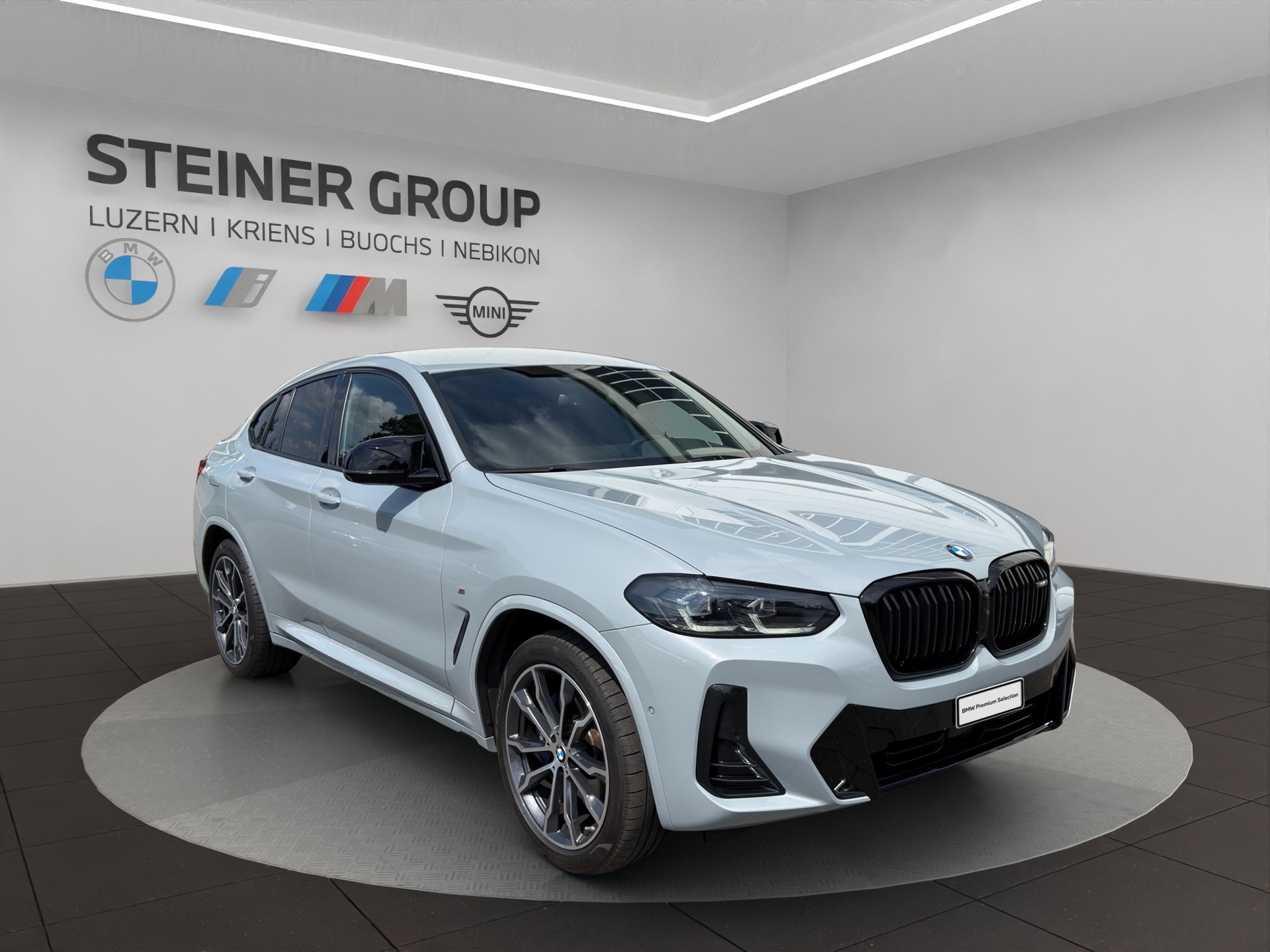 BMW X4 M40i 48V Steptronic-image-2