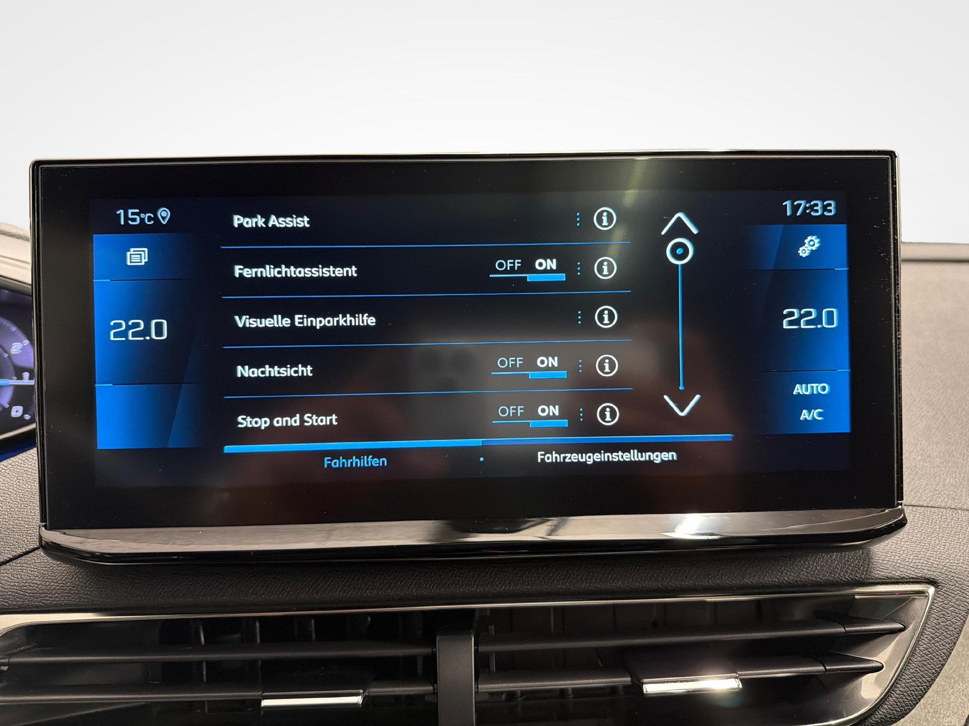 PEUGEOT 3008 1.2 PureTech GT Pack-image-16
