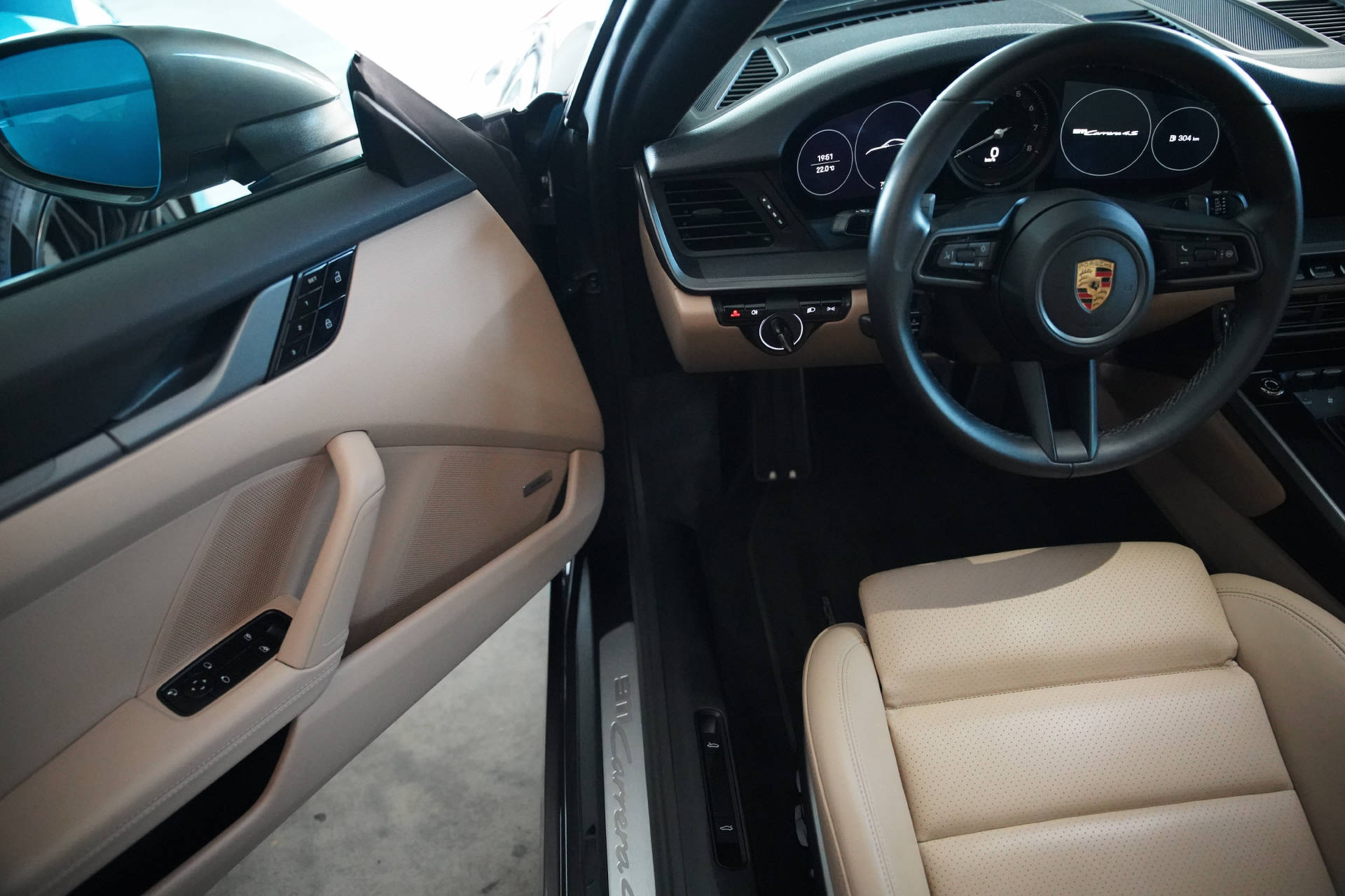 PORSCHE 911 Carrera 4S PDK-image-8