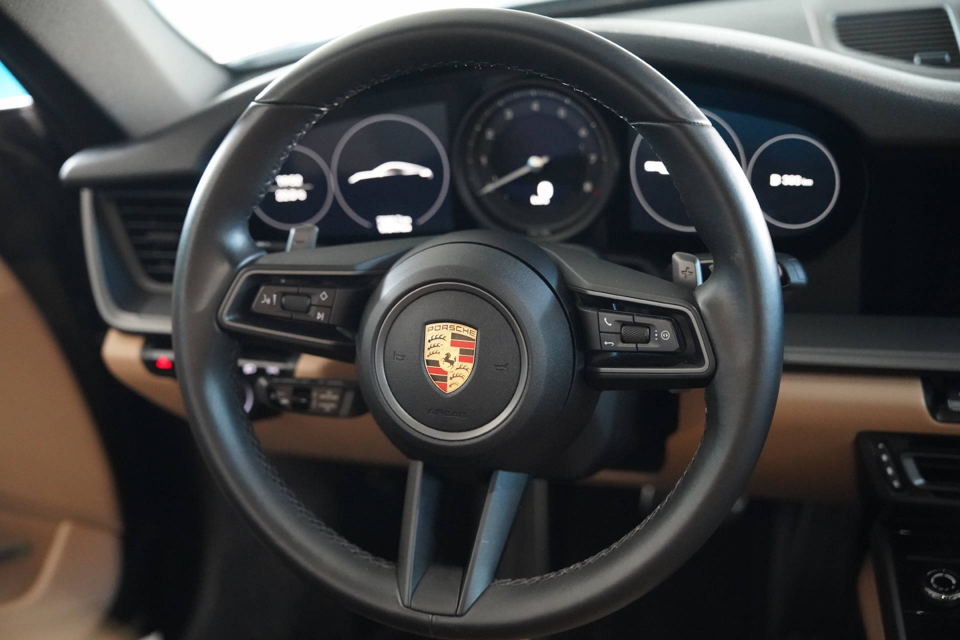 PORSCHE 911 Carrera 4S PDK-image-12