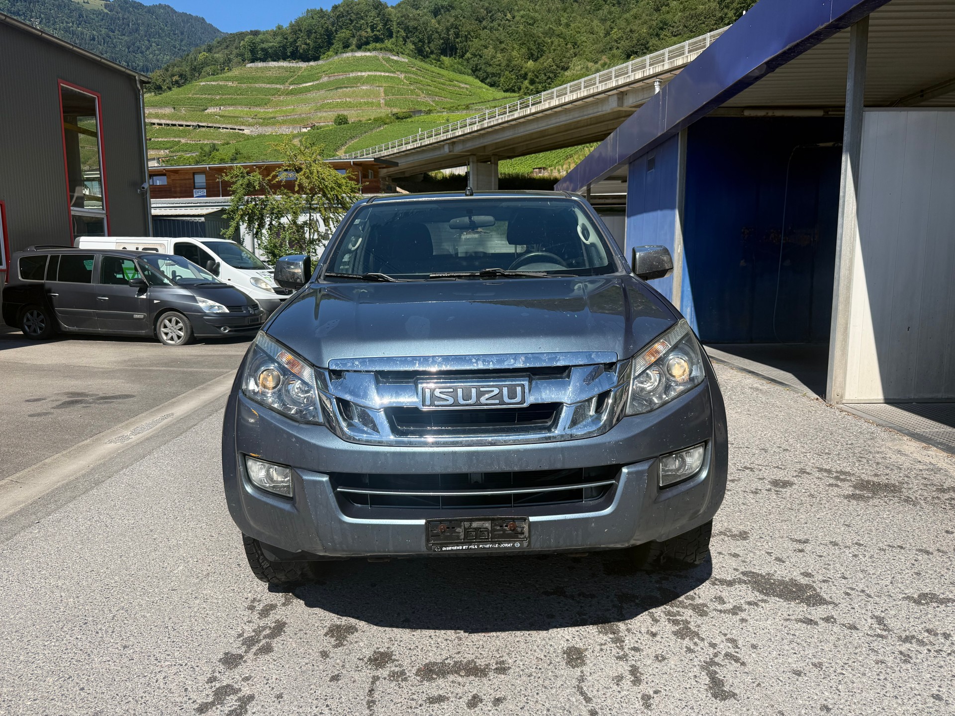ISUZU D-MAX 2.5 SpaceCab Solar Plus 4x4 A-image-1
