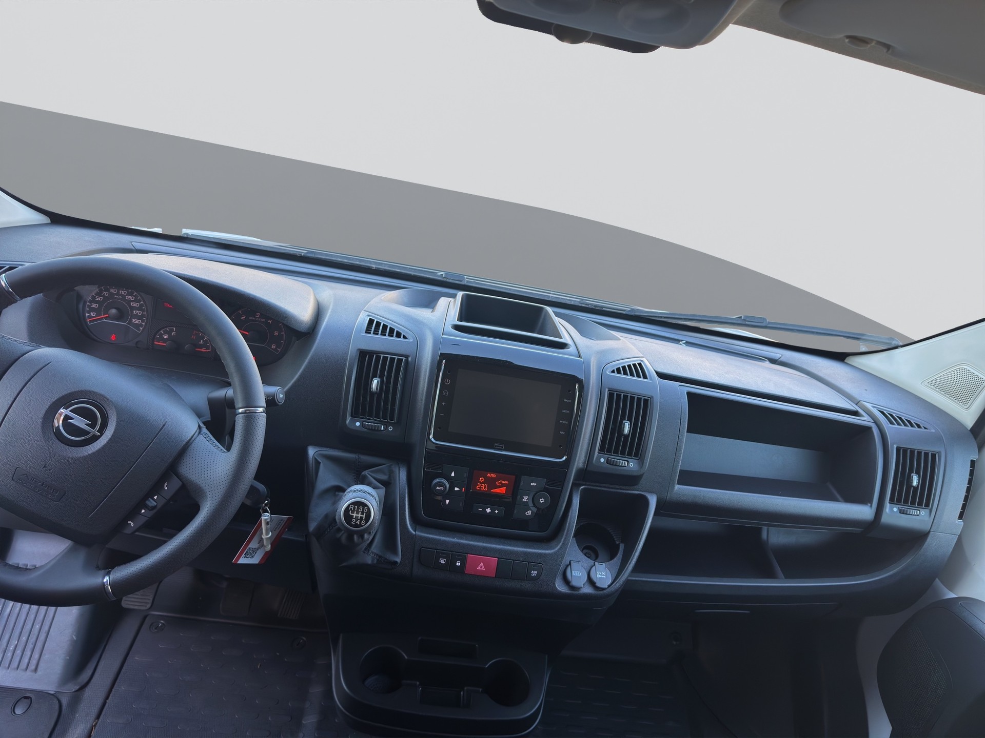 OPEL Movano C Kasten 2.2 DIESEL 140 L2H2 EDITION-image-15