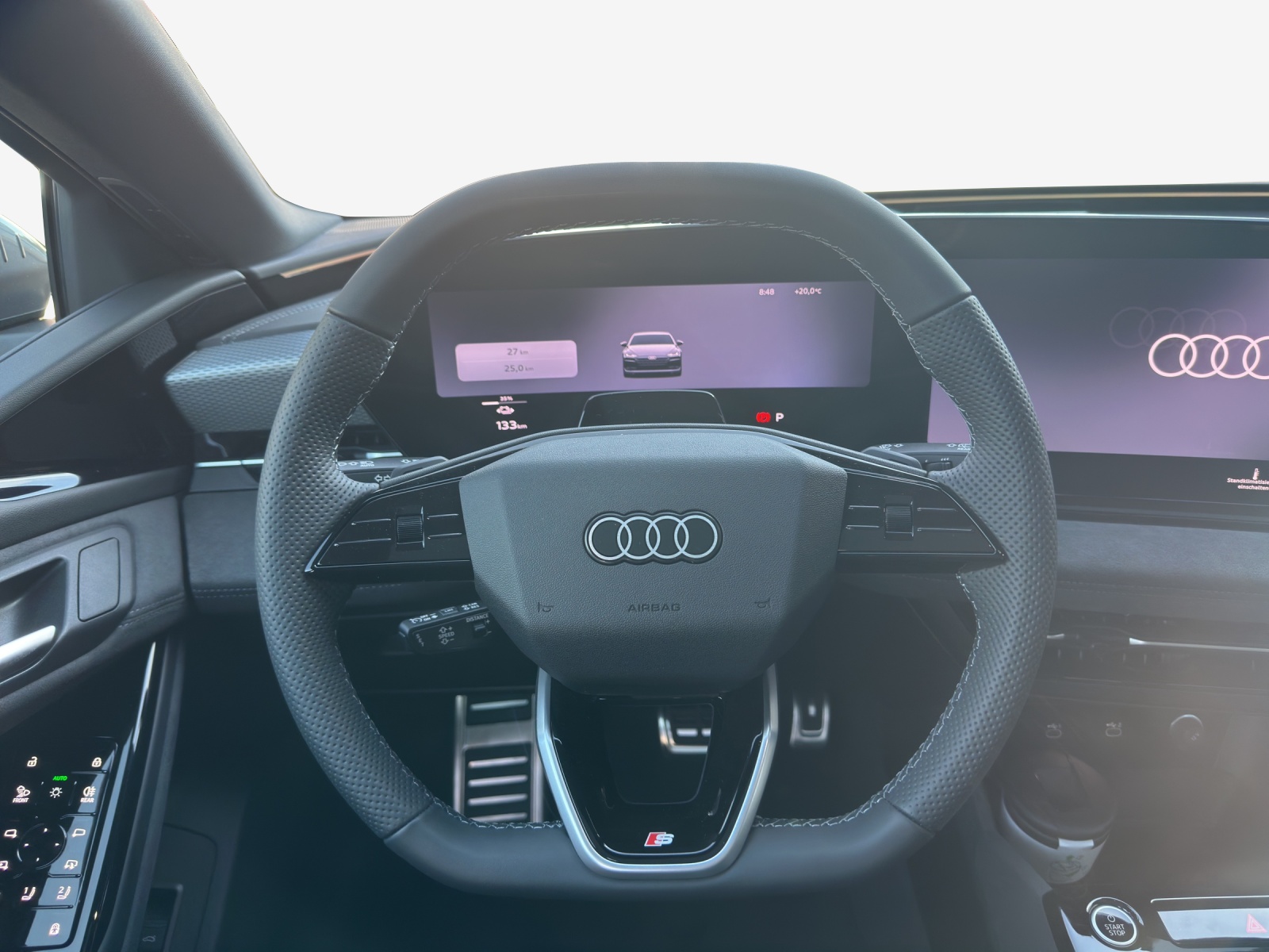AUDI A6 Avant e-tron quattro-image-9