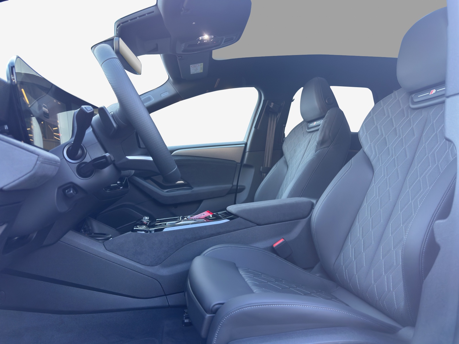 AUDI A6 Avant e-tron quattro-image-7