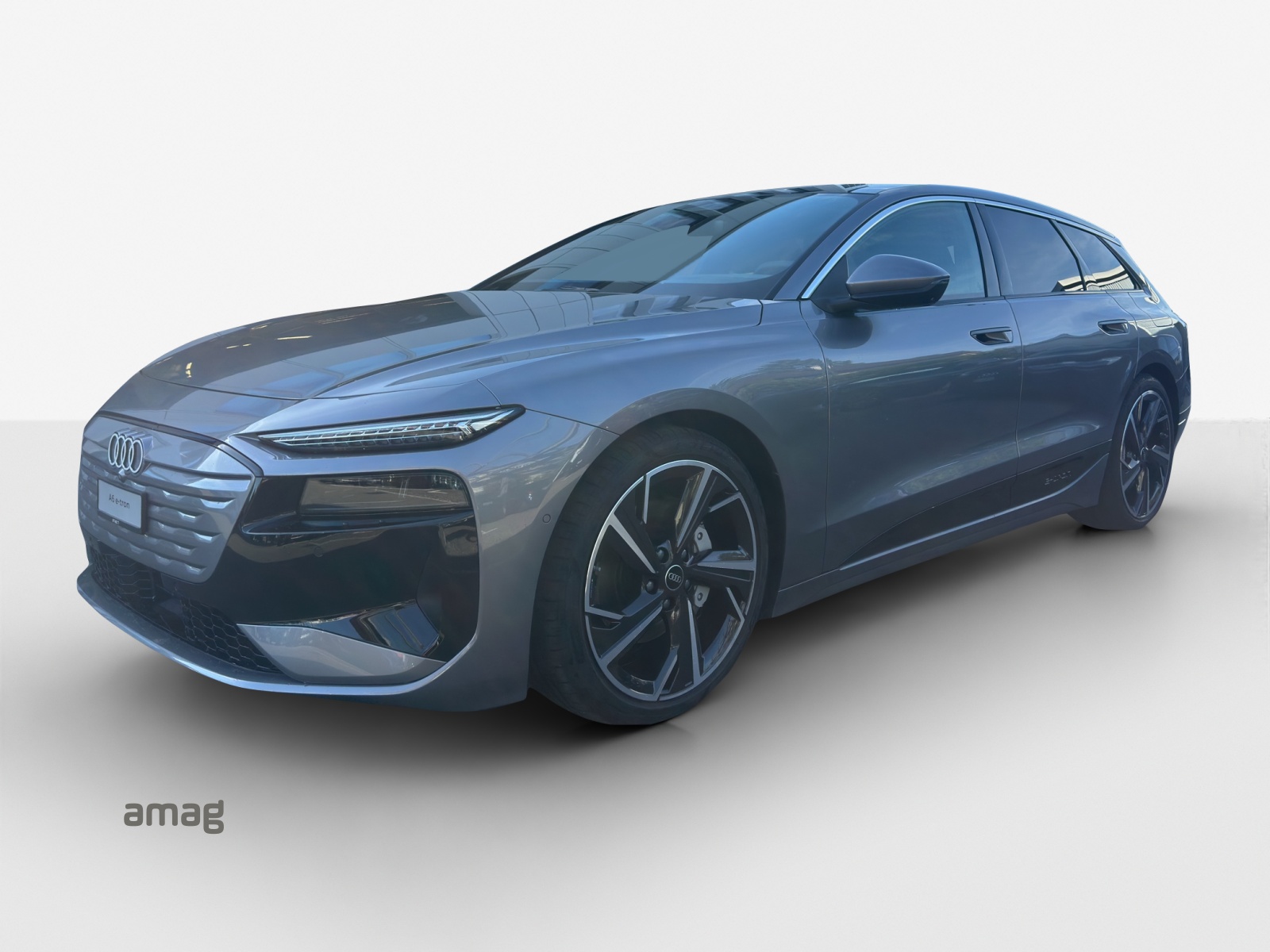 AUDI A6 Avant e-tron quattro