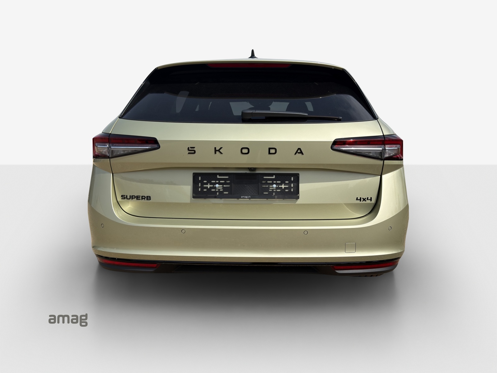 SKODA Superb Sportline 2.0 TSI 265PS 7DSG 4x4-image-3