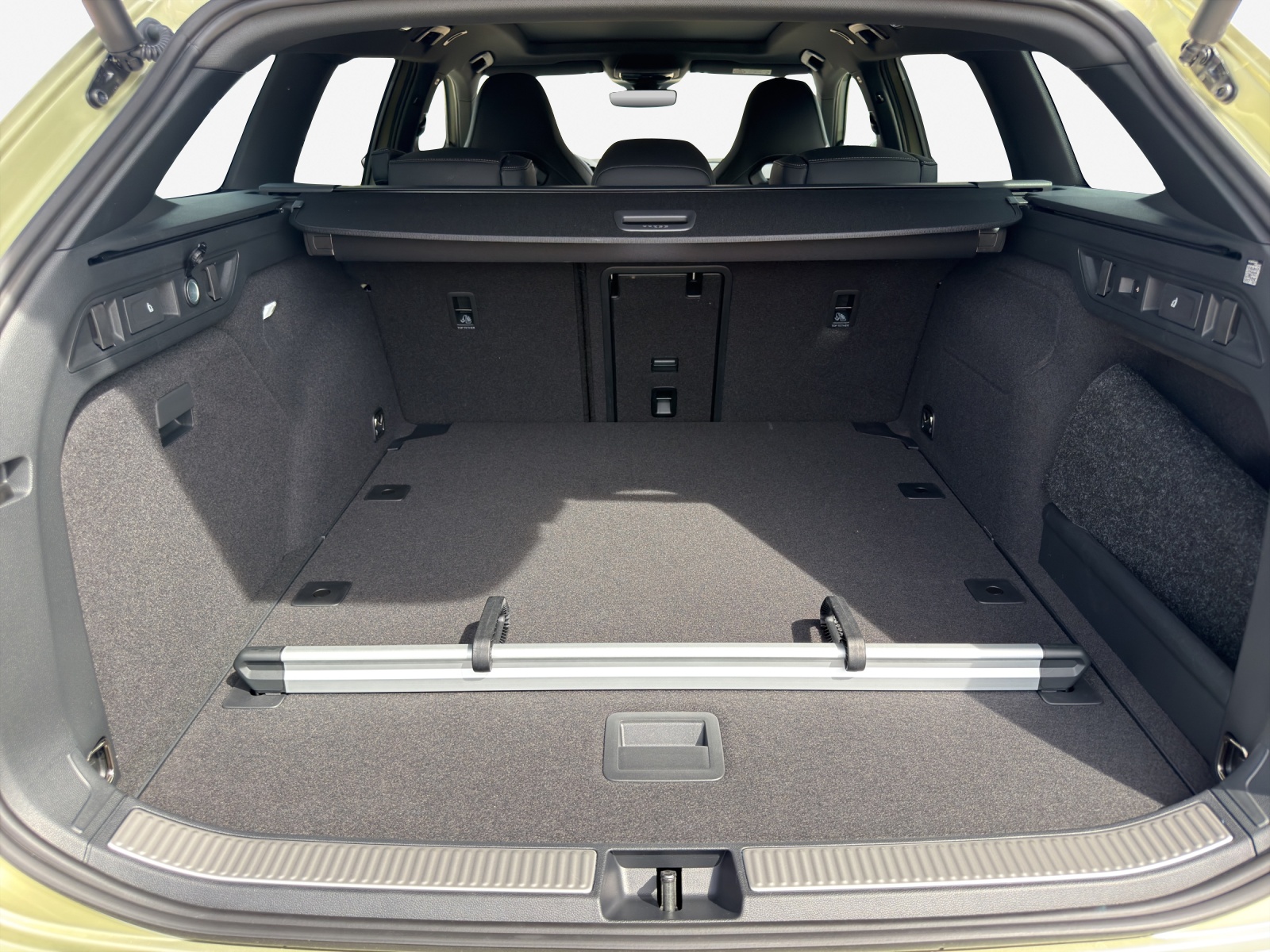 SKODA Superb Sportline 2.0 TSI 265PS 7DSG 4x4-image-11