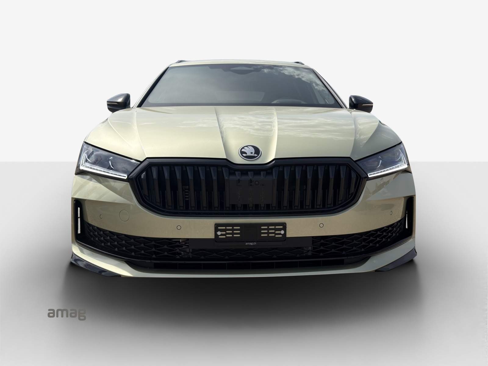 SKODA Superb Sportline 2.0 TSI 265PS 7DSG 4x4-image-6