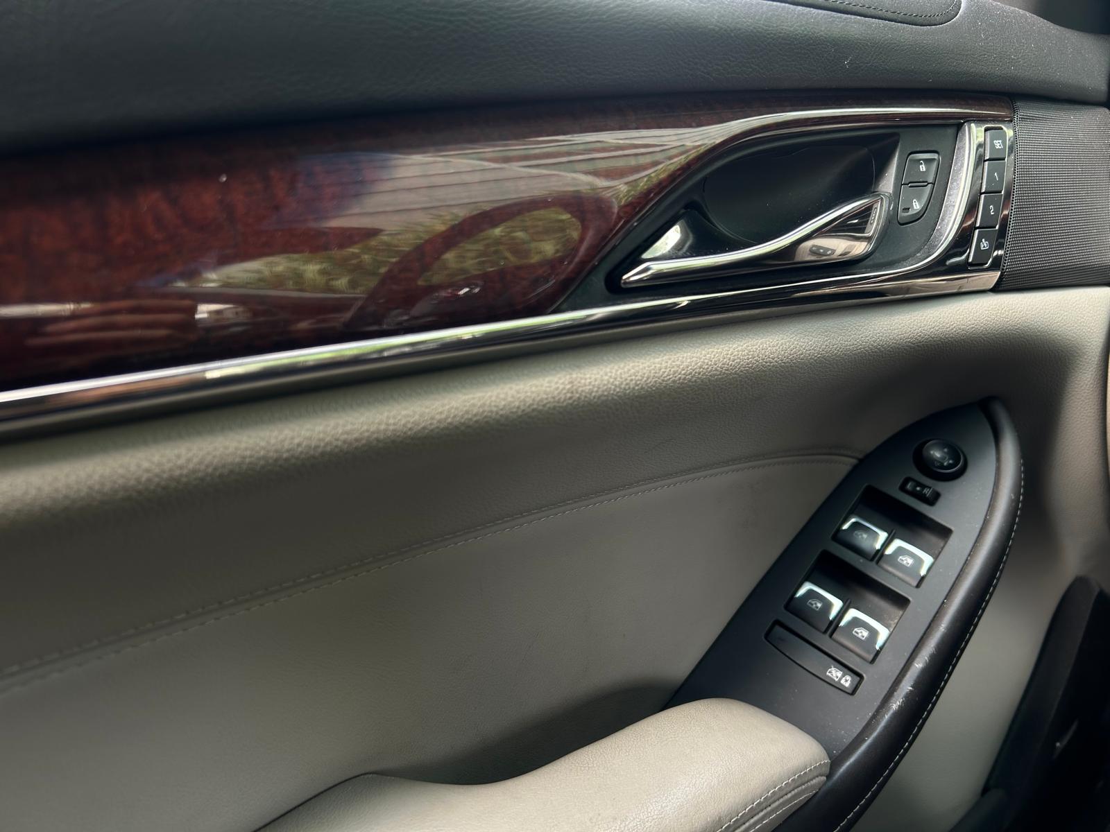 CADILLAC CTS Sedan 2.0 Turbo AWD Elegance Automatic-image-23