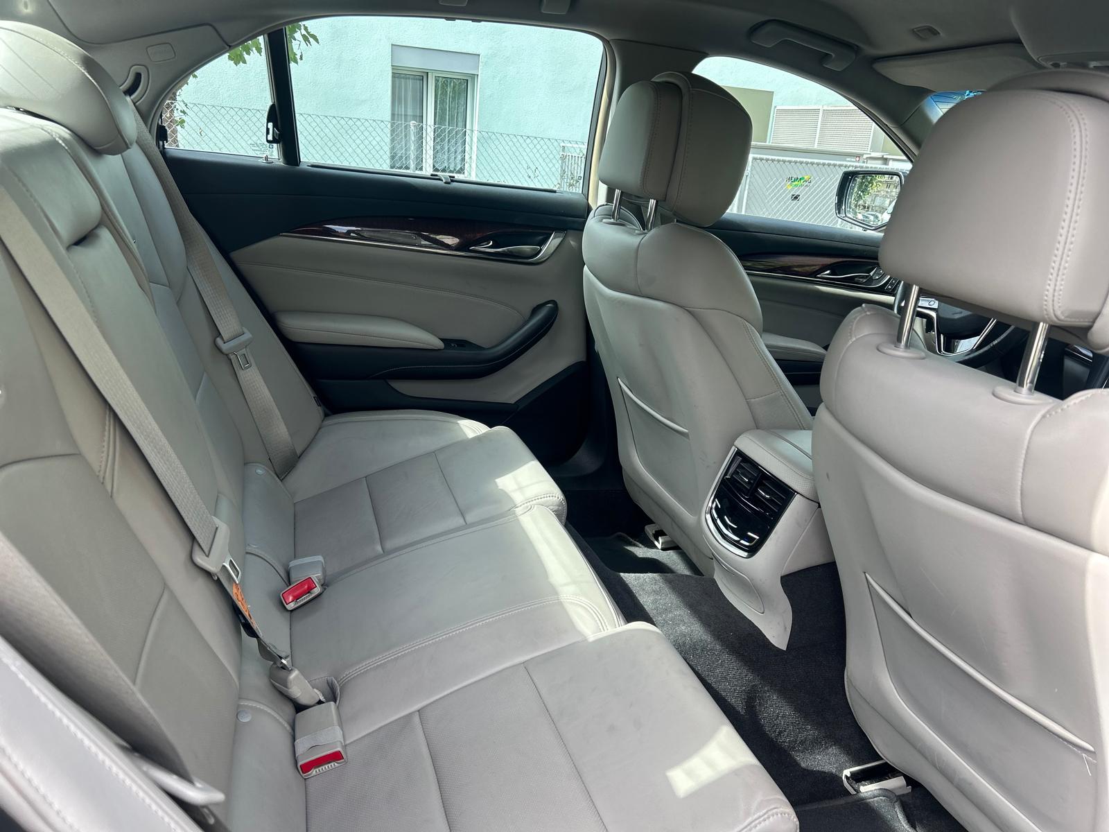 CADILLAC CTS Sedan 2.0 Turbo AWD Elegance Automatic-image-24