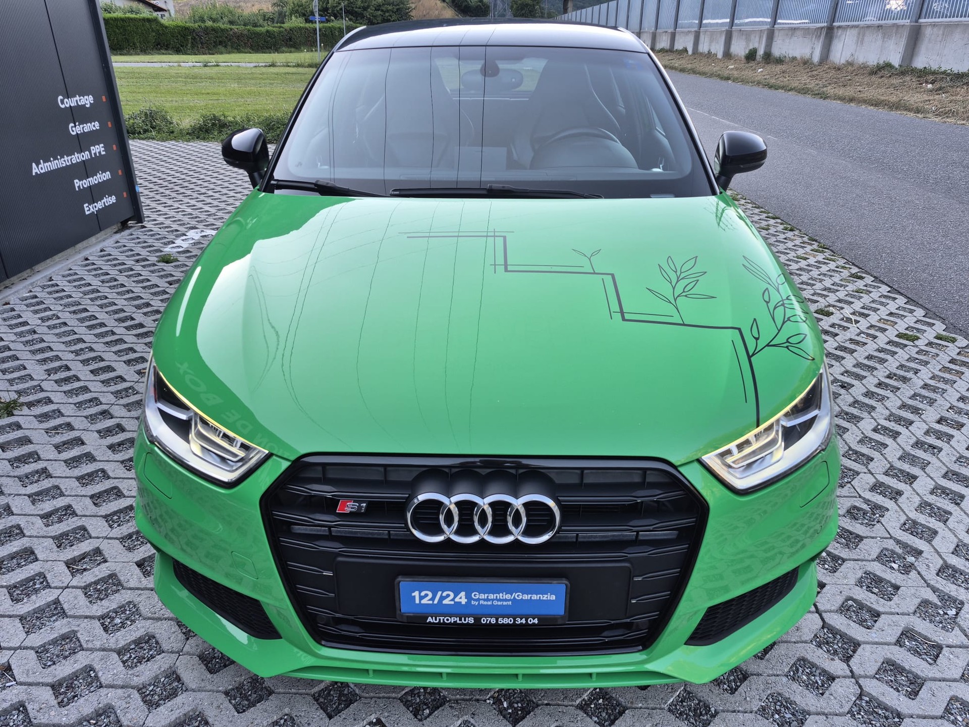 AUDI S1 Sportback 2.0 TFSI Sport quattro-image-0