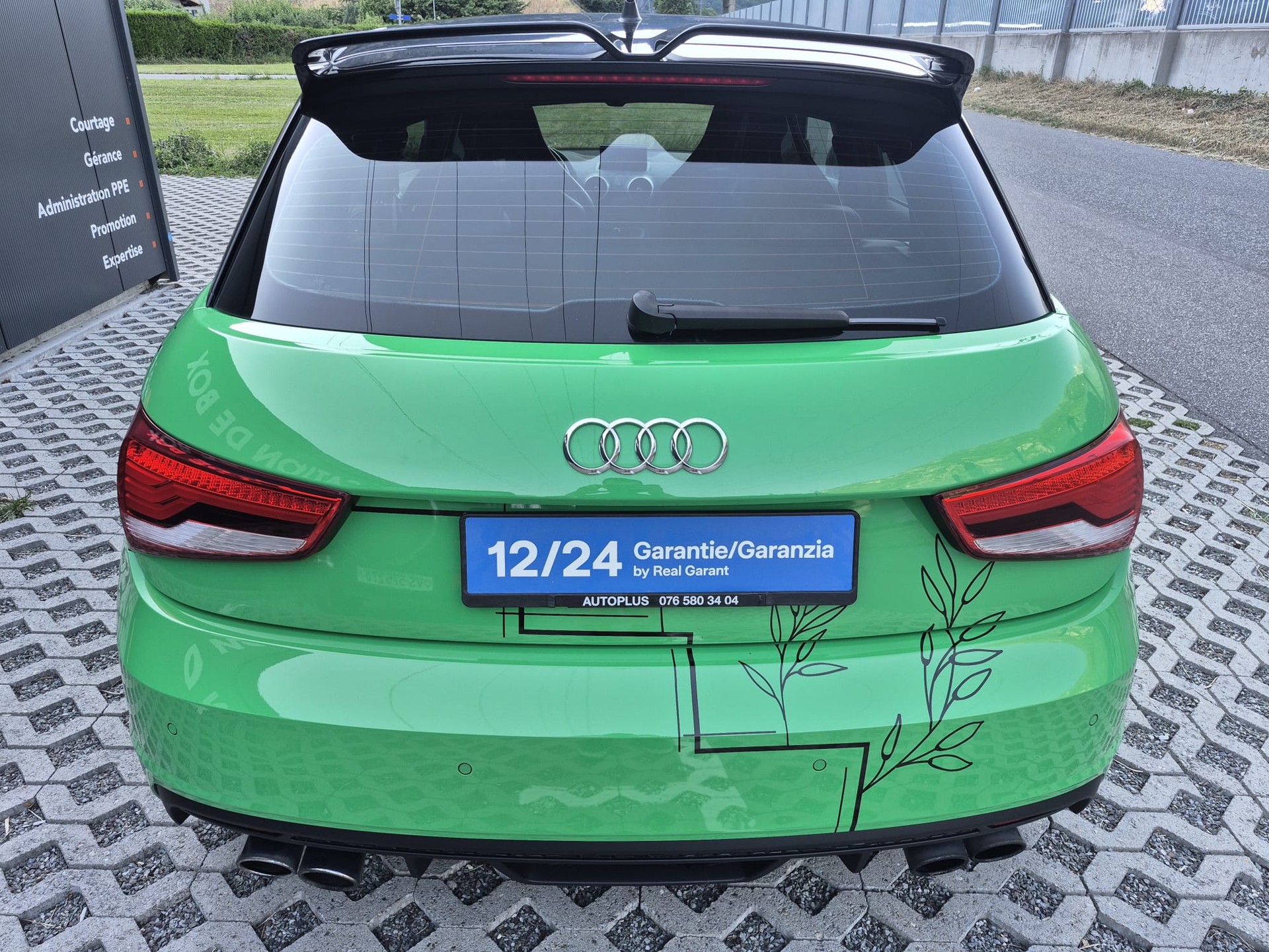 AUDI S1 Sportback 2.0 TFSI Sport quattro-image-5