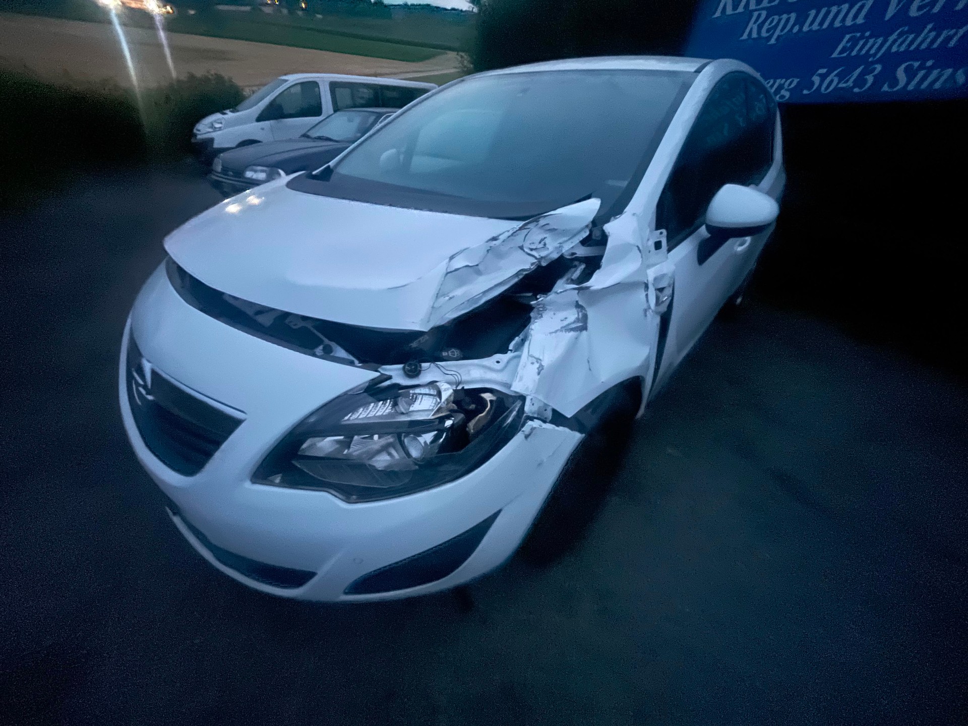 OPEL Meriva 1.4 Turbo Enjoy-image-4