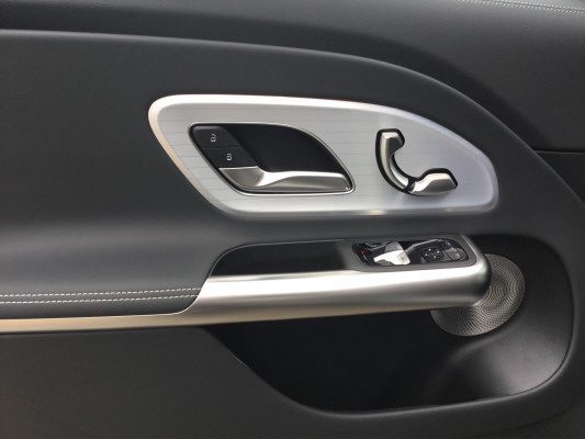 MERCEDES-BENZ GLB 220 4Matic 8G-Tronic-image-9