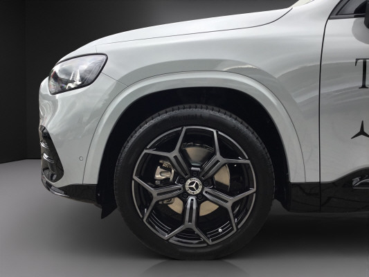 MERCEDES-BENZ GLB 220 4Matic 8G-Tronic-image-12