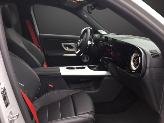 MERCEDES-BENZ GLB 220 4Matic 8G-Tronic-image-8