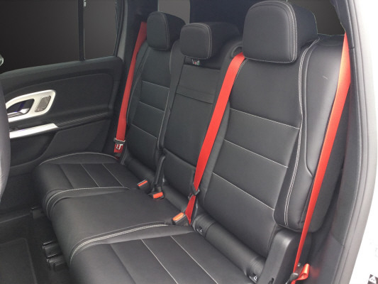 MERCEDES-BENZ GLB 220 4Matic 8G-Tronic-image-10