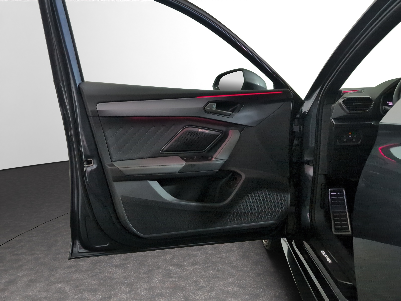 CUPRA LEON ST 2.0 TSI Extreme DSG 4Drive-image-14