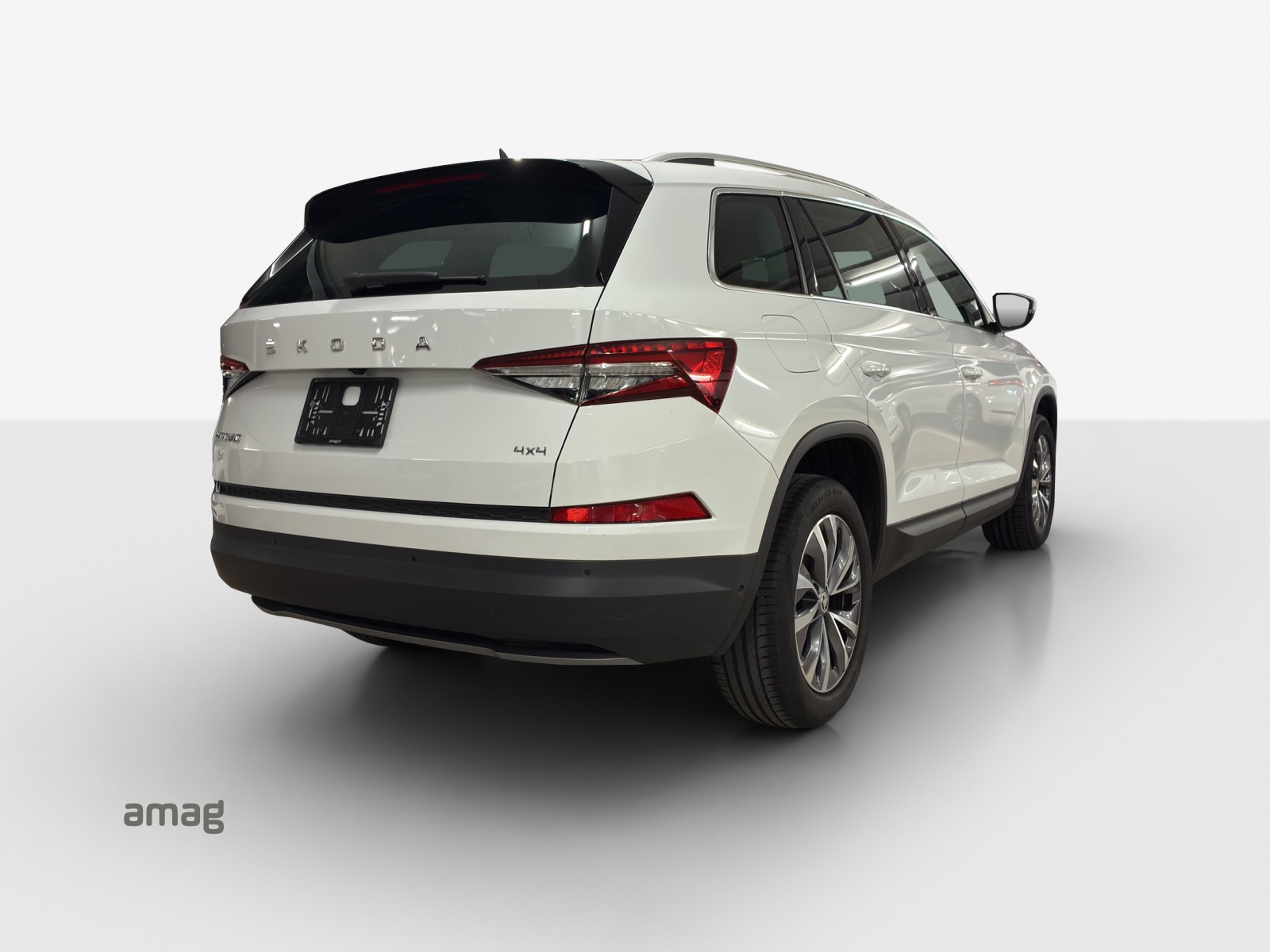 SKODA Kodiaq 2.0 TSI 4x4 Style-image-4
