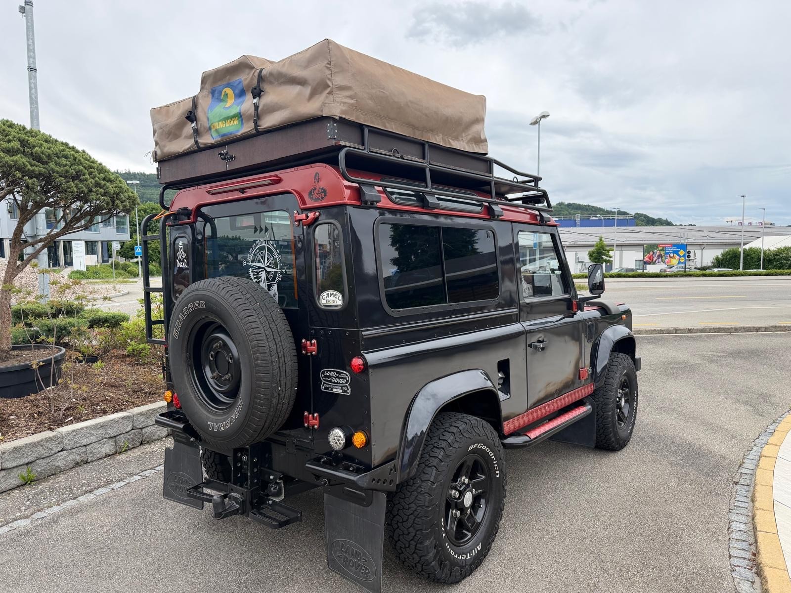 LAND ROVER Defender 90 CSW 2.5 TDi-image-5