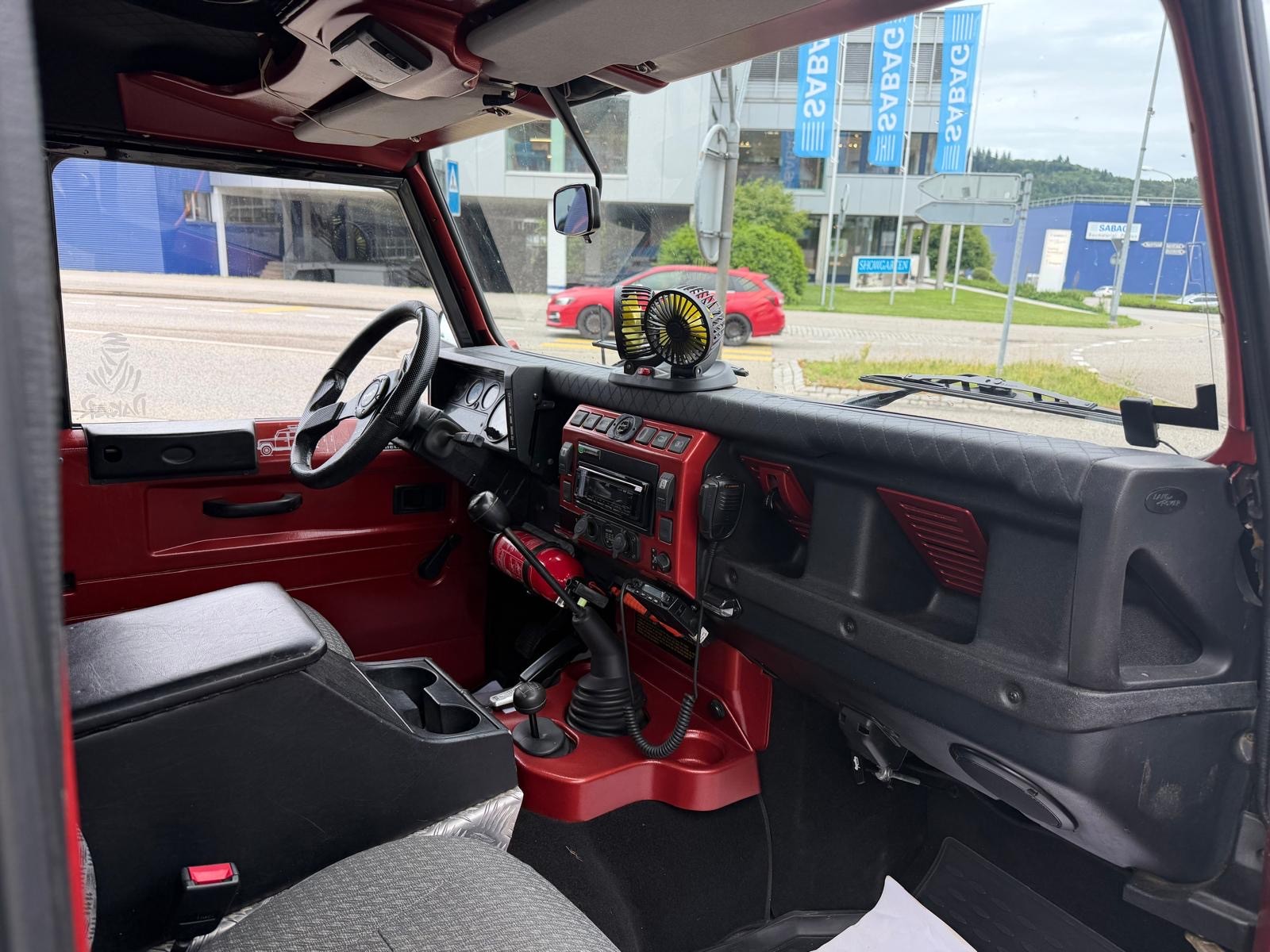 LAND ROVER Defender 90 CSW 2.5 TDi-image-9