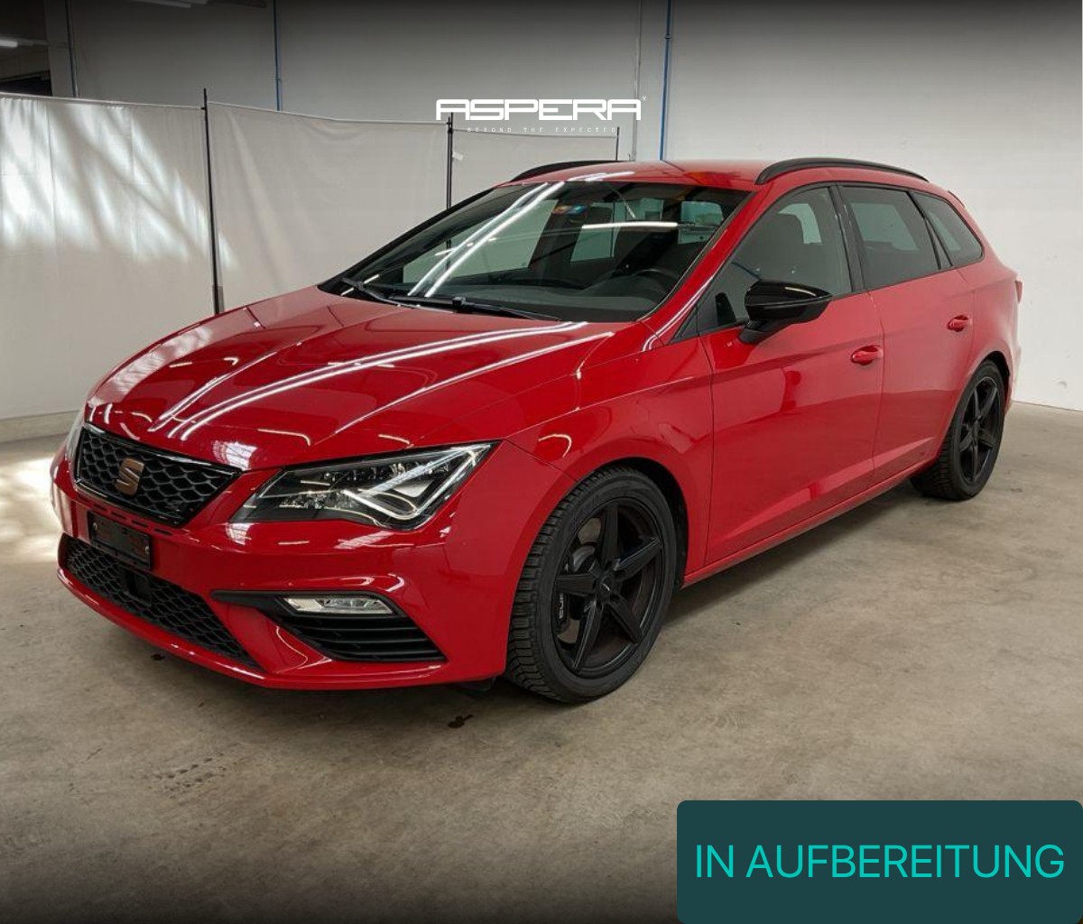 SEAT Leon ST 2.0 TSI Cupra 300 4Drive DSG-image-0