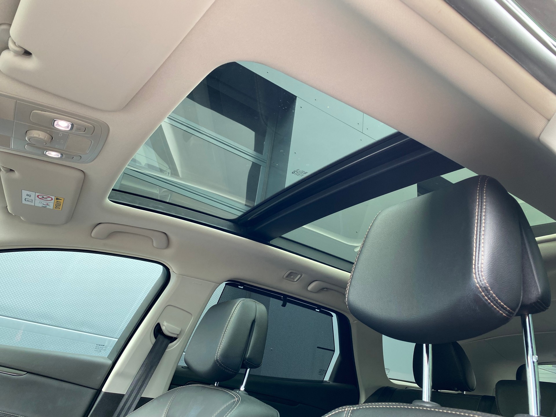 RENAULT Talisman Grandtour 1.6 TCe 90th Anniversary EDC-image-15
