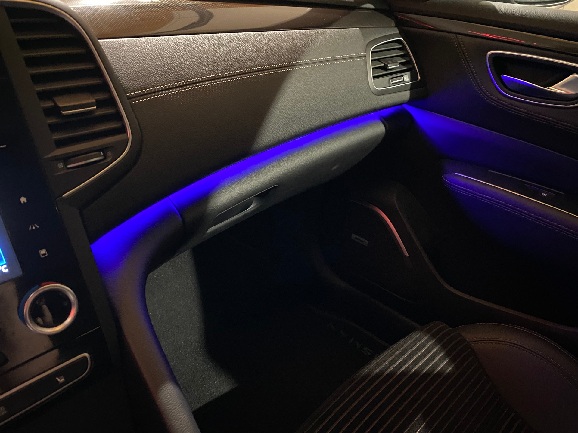 RENAULT Talisman Grandtour 1.6 TCe 90th Anniversary EDC-image-29