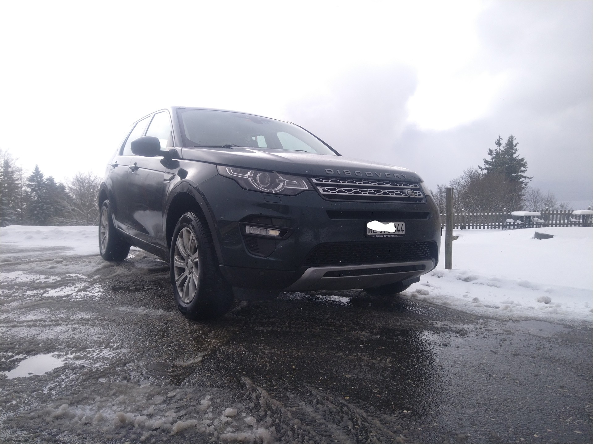 LAND ROVER 2.0 TD4 180 SE-image-0