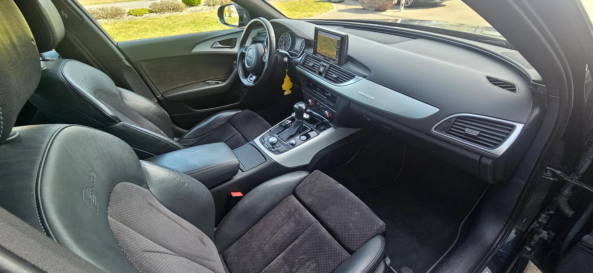 AUDI A6 Avant 3.0 TFSI V6 quattro S-tronic-image-9